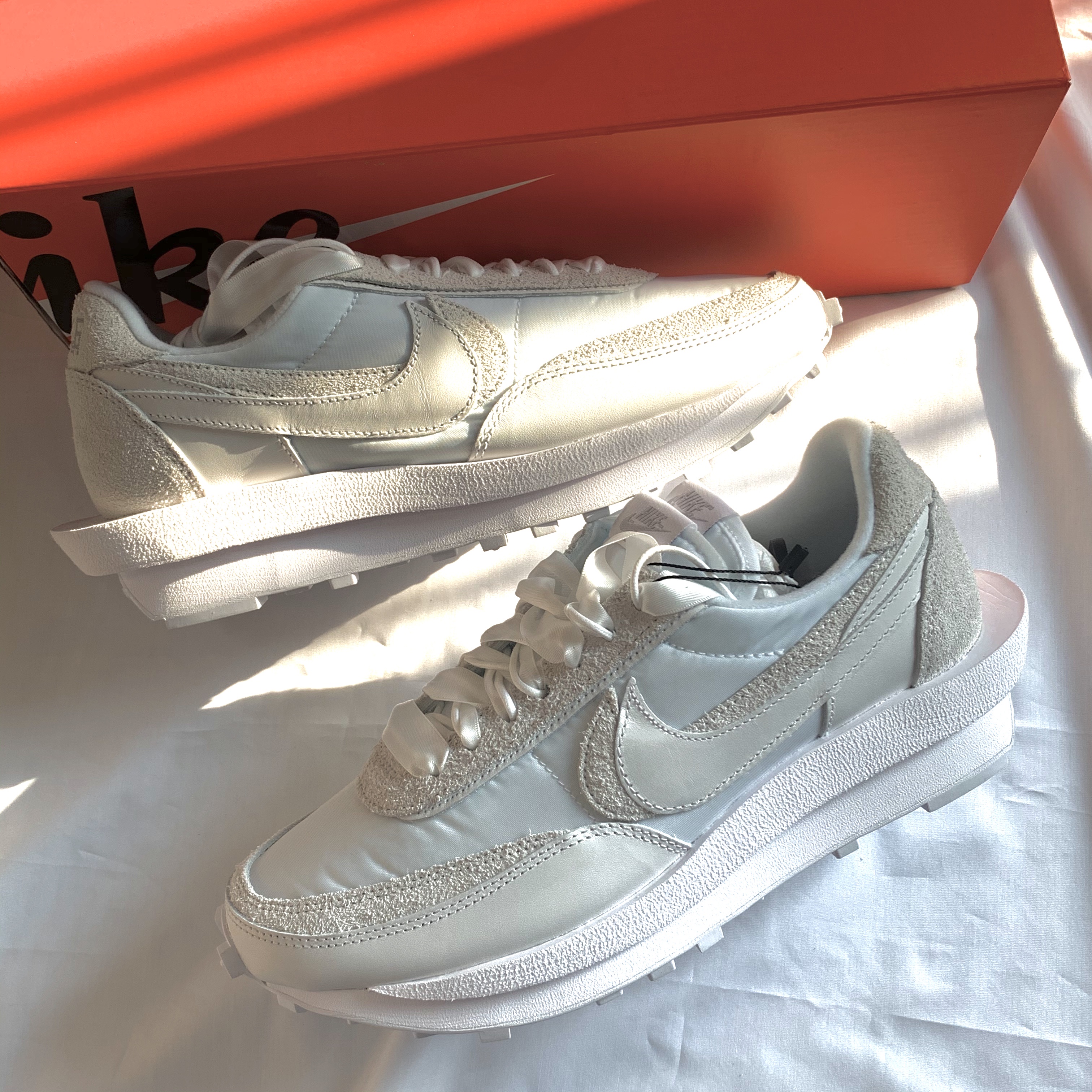 Nike x Sacai LDWaffle White Nylon 착용 스타일