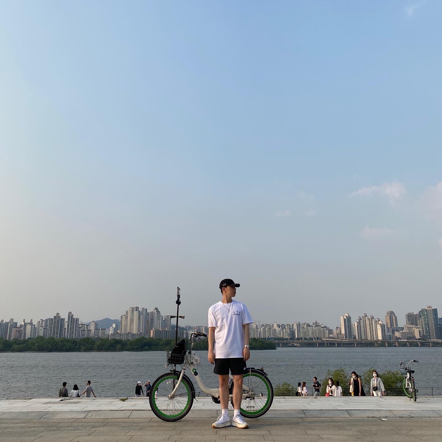 Converse x JW Anderson Run Star Hike Hi White 착용 스타일