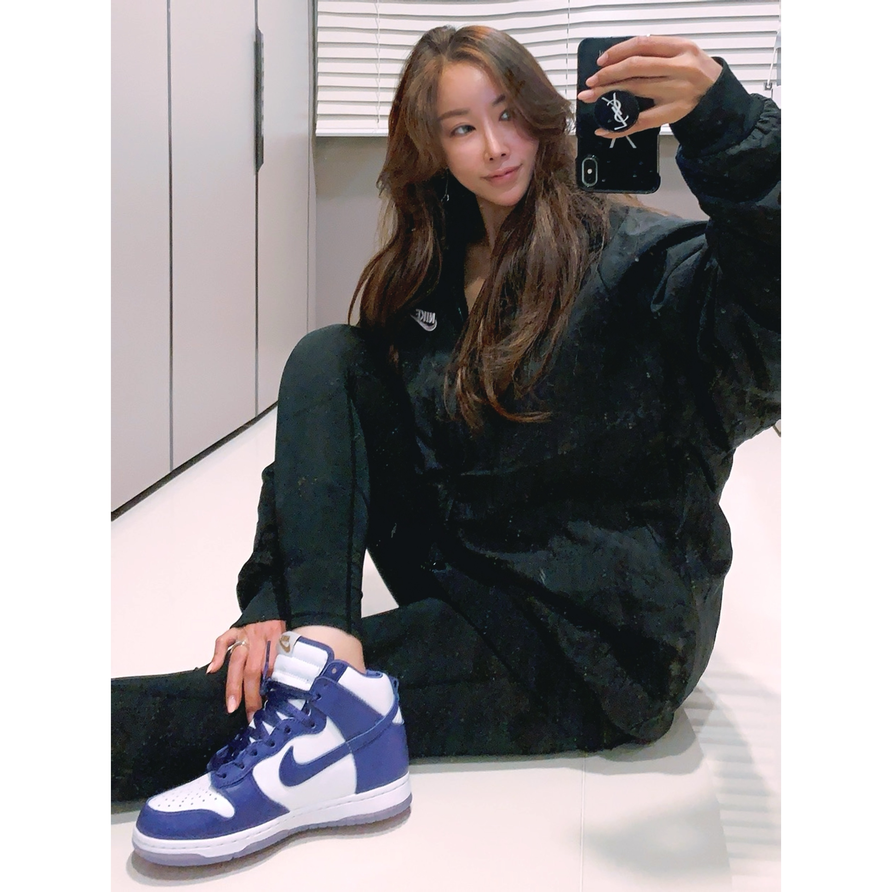 (W) Nike Dunk High SP Varsity Purple 착용 스타일 - 3