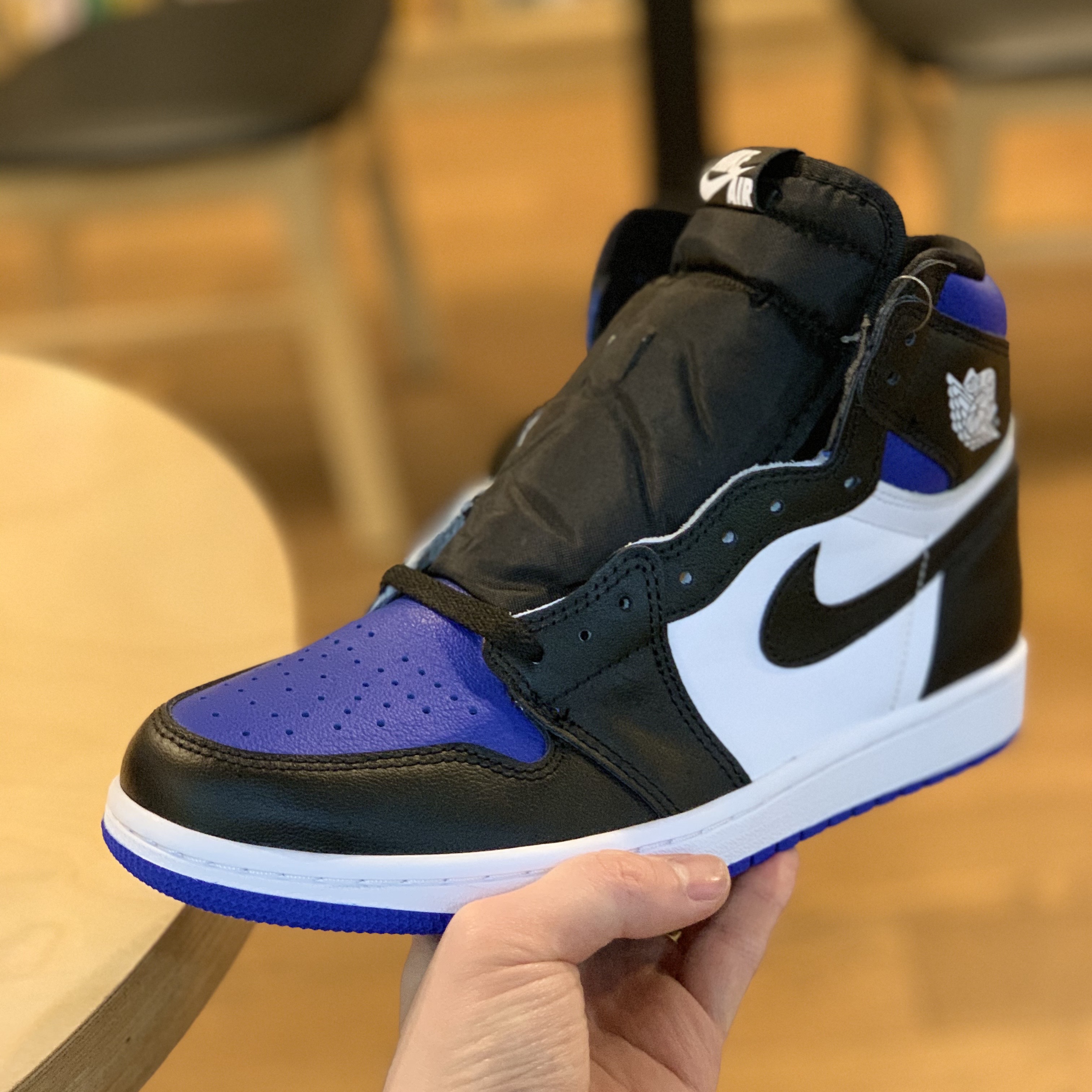 Jordan 1 Retro High OG Royal Toe 착용 스타일 - 4
