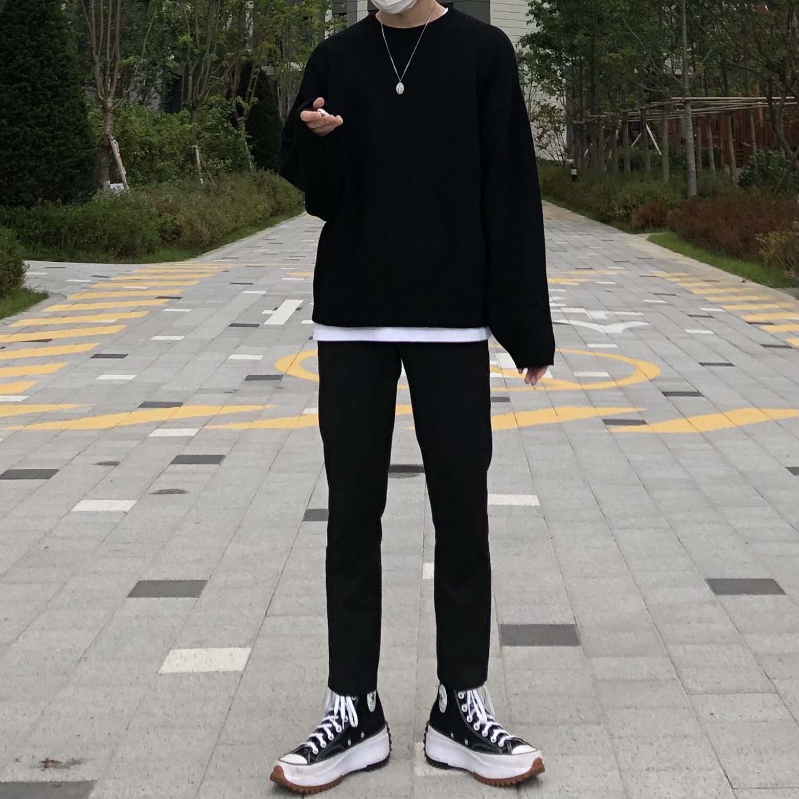 Converse Run Star Hike Hi Black White Gum 착용 스타일