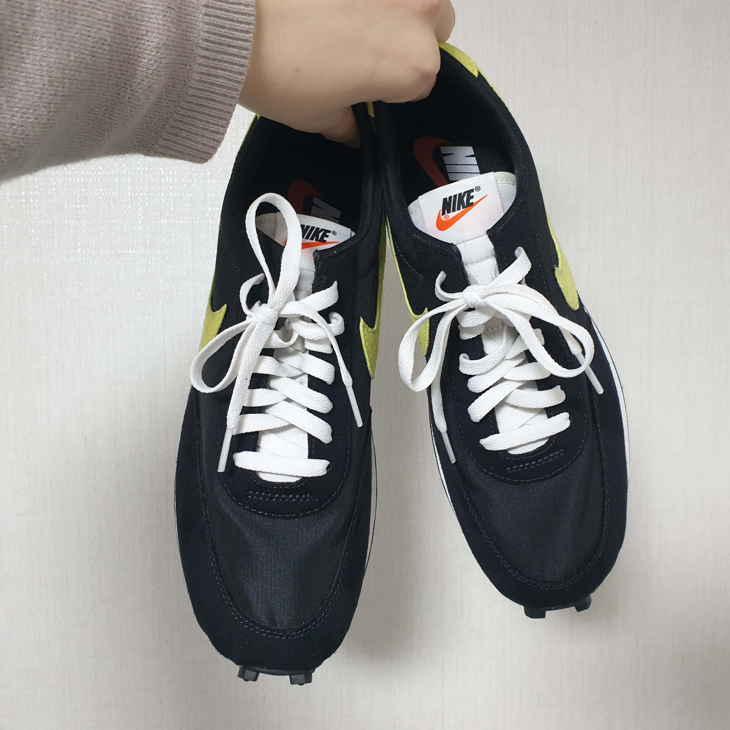 Nike Daybreak SP Black Limelight 착용 스타일 - 3