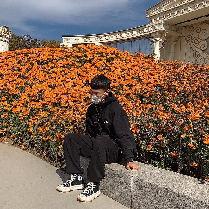 Converse x JW Anderson Run Star Hike Hi Black 착용 스타일