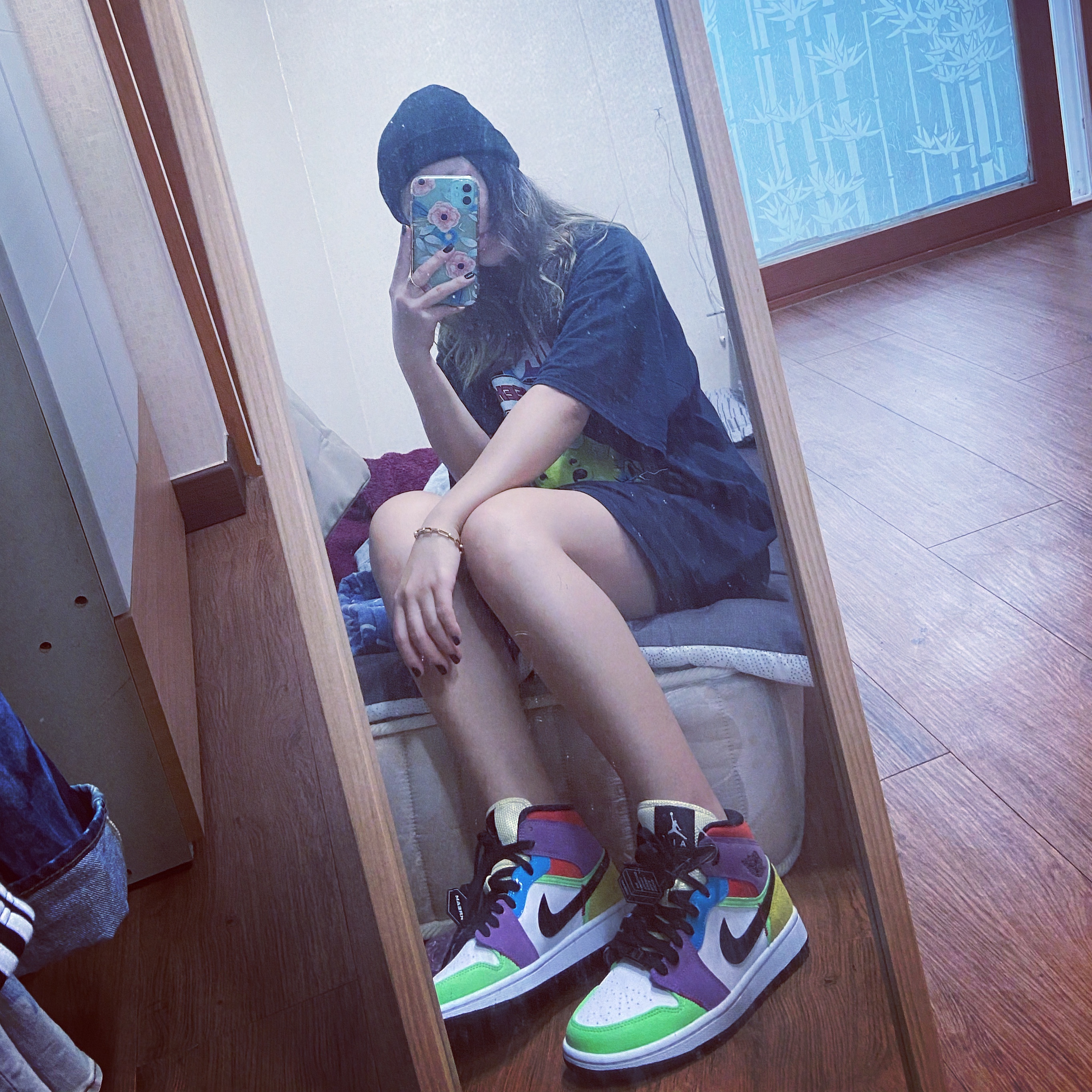 (W) Jordan 1 Mid SE Multi-Color Lightbulb 착용 스타일