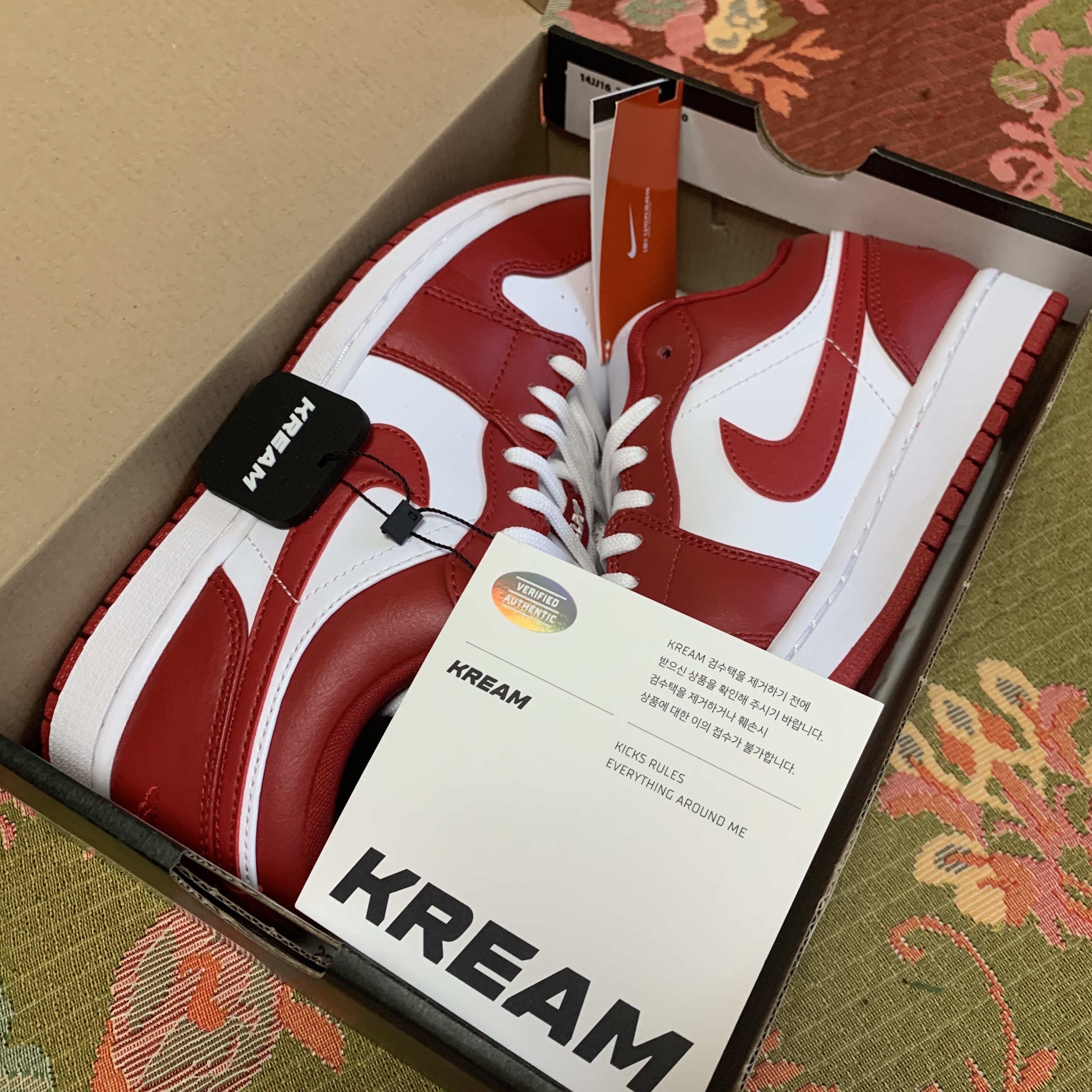Jordan 1 Low Gym Red White 착용 스타일 - 1