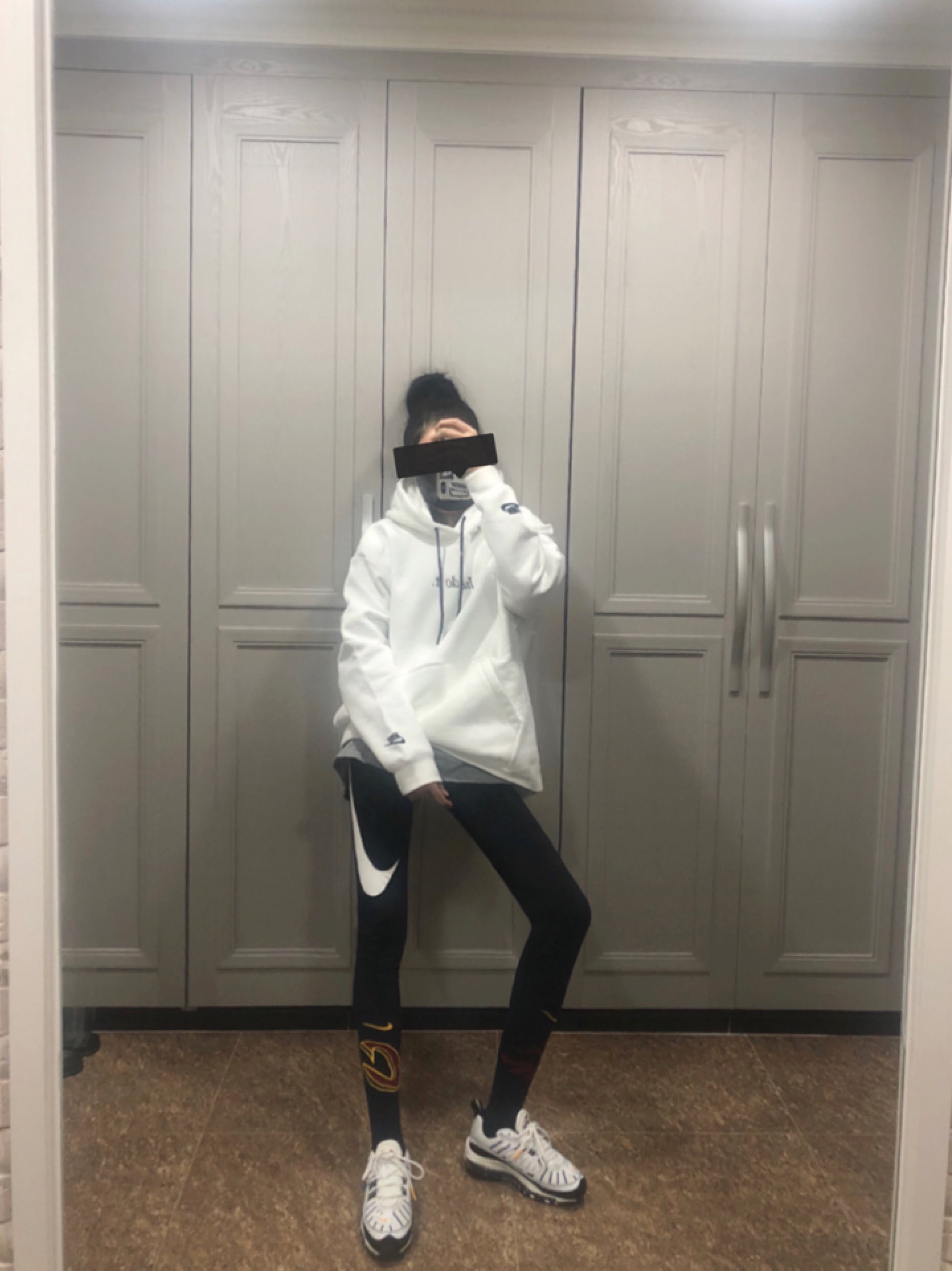 (W) Nike Air Max 98 Unite Totale White 착용 스타일