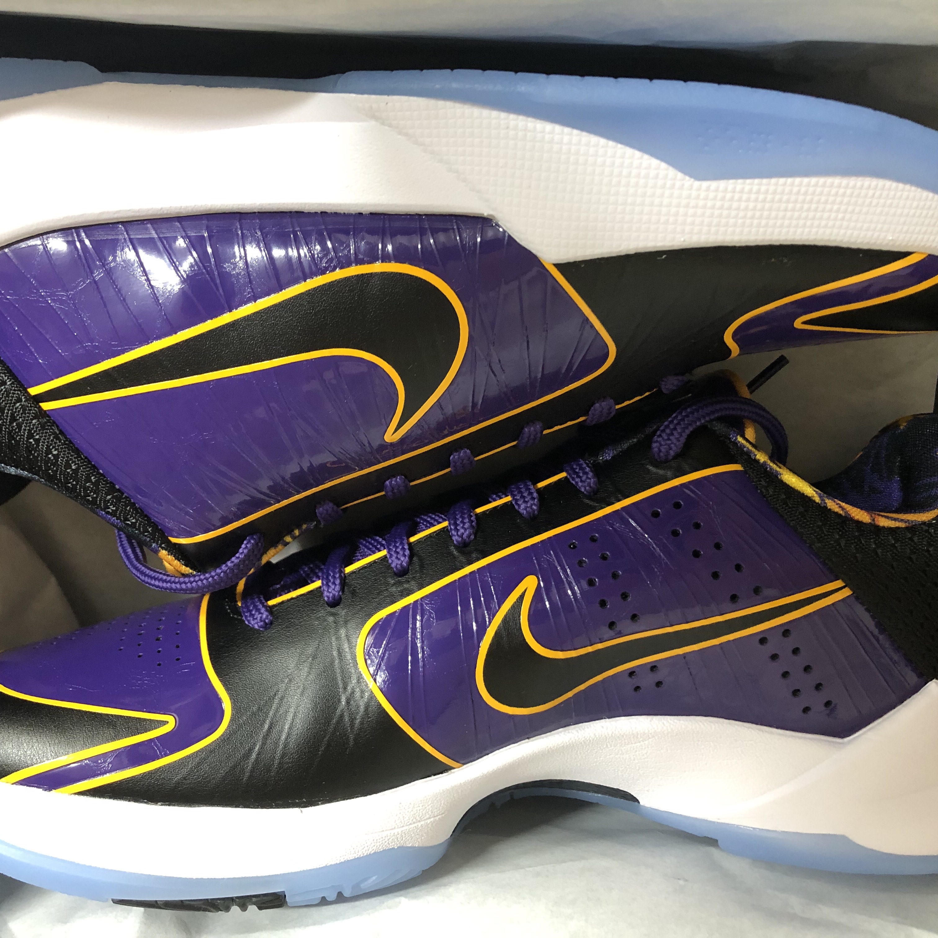 Nike Kobe 5 Protro 5X Champ 착용 스타일