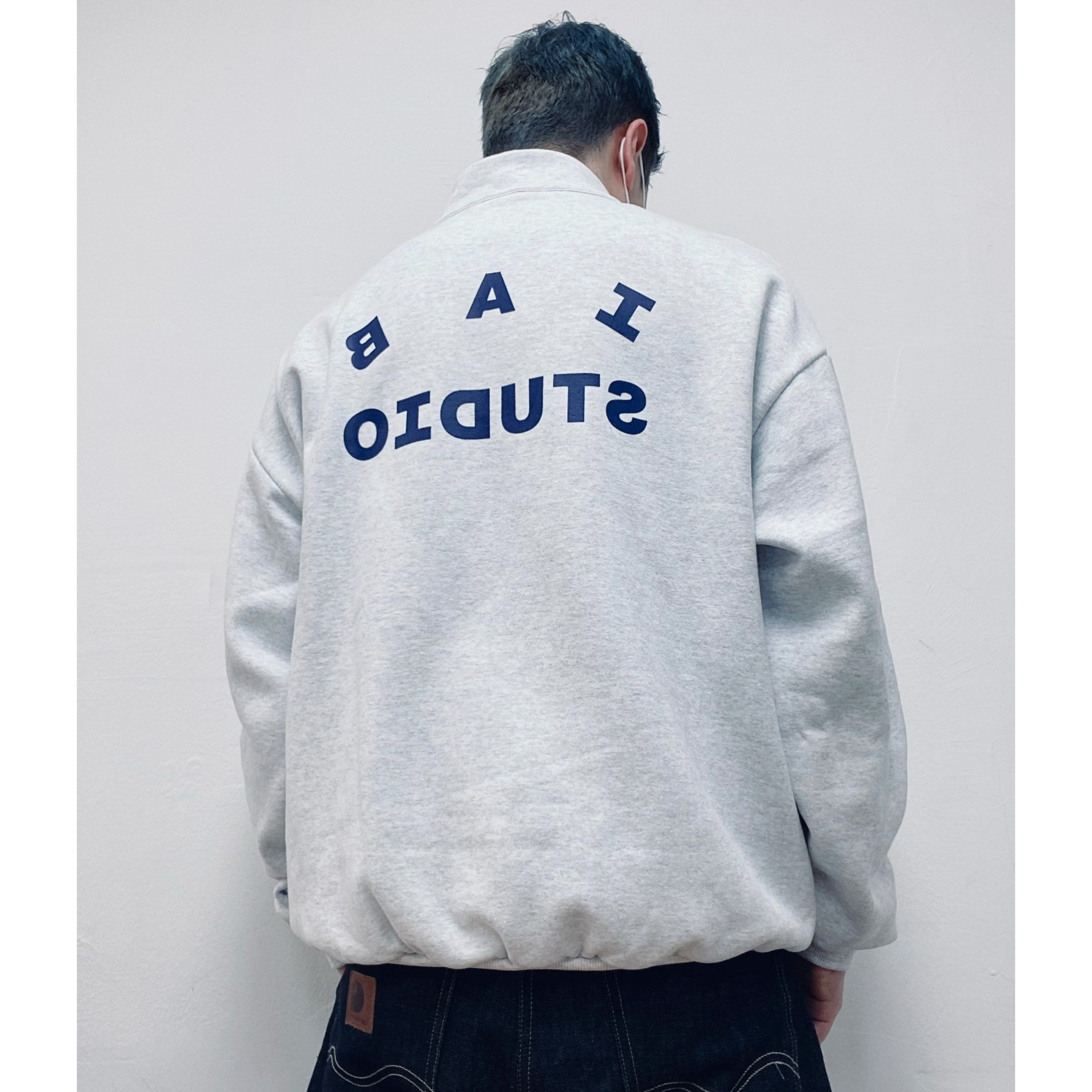IAB Studio Half Zip Pullover Light Gray 착용 스타일 - 2