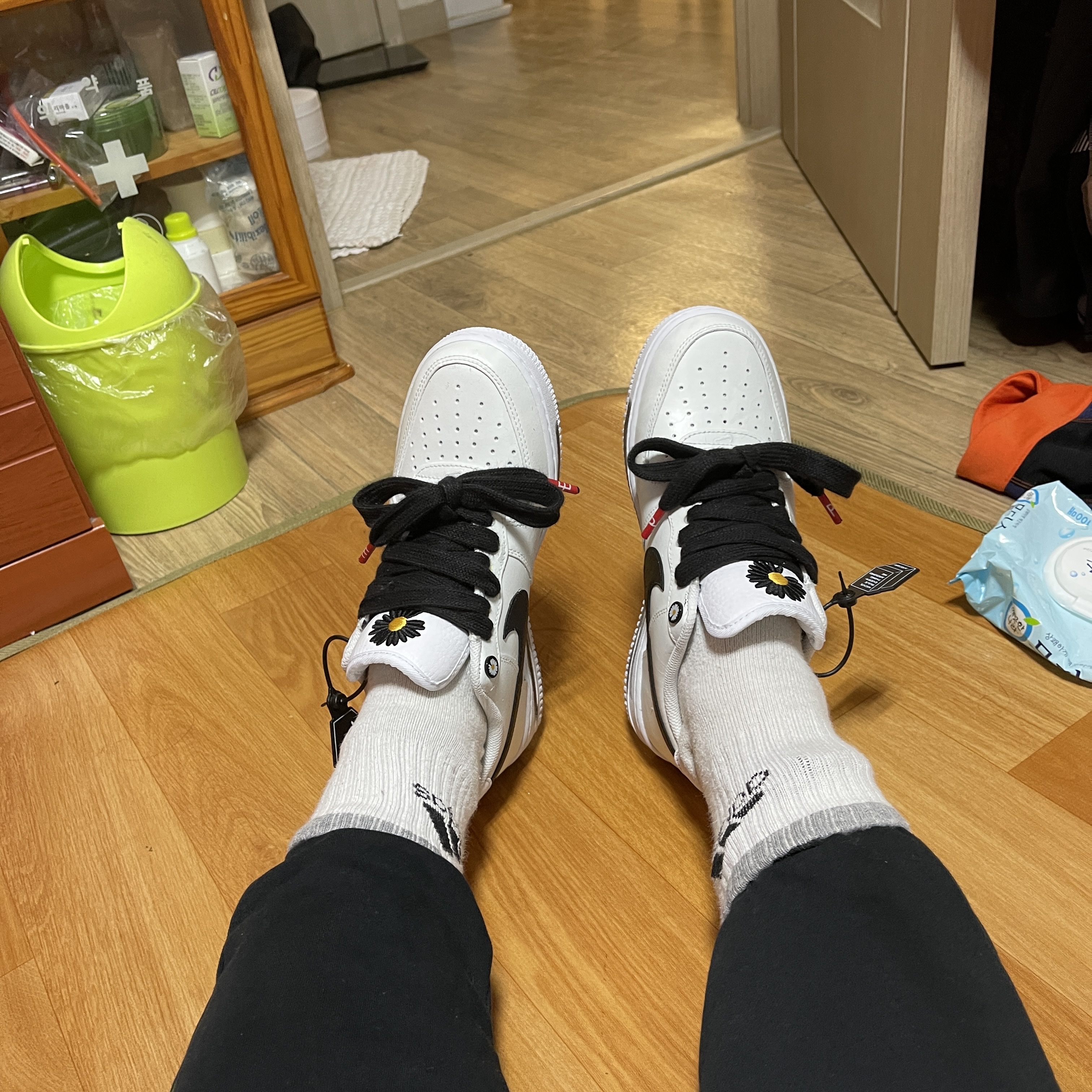 Nike x Peaceminusone Air Force 1 Low Para-Noise 2.0 착용 스타일