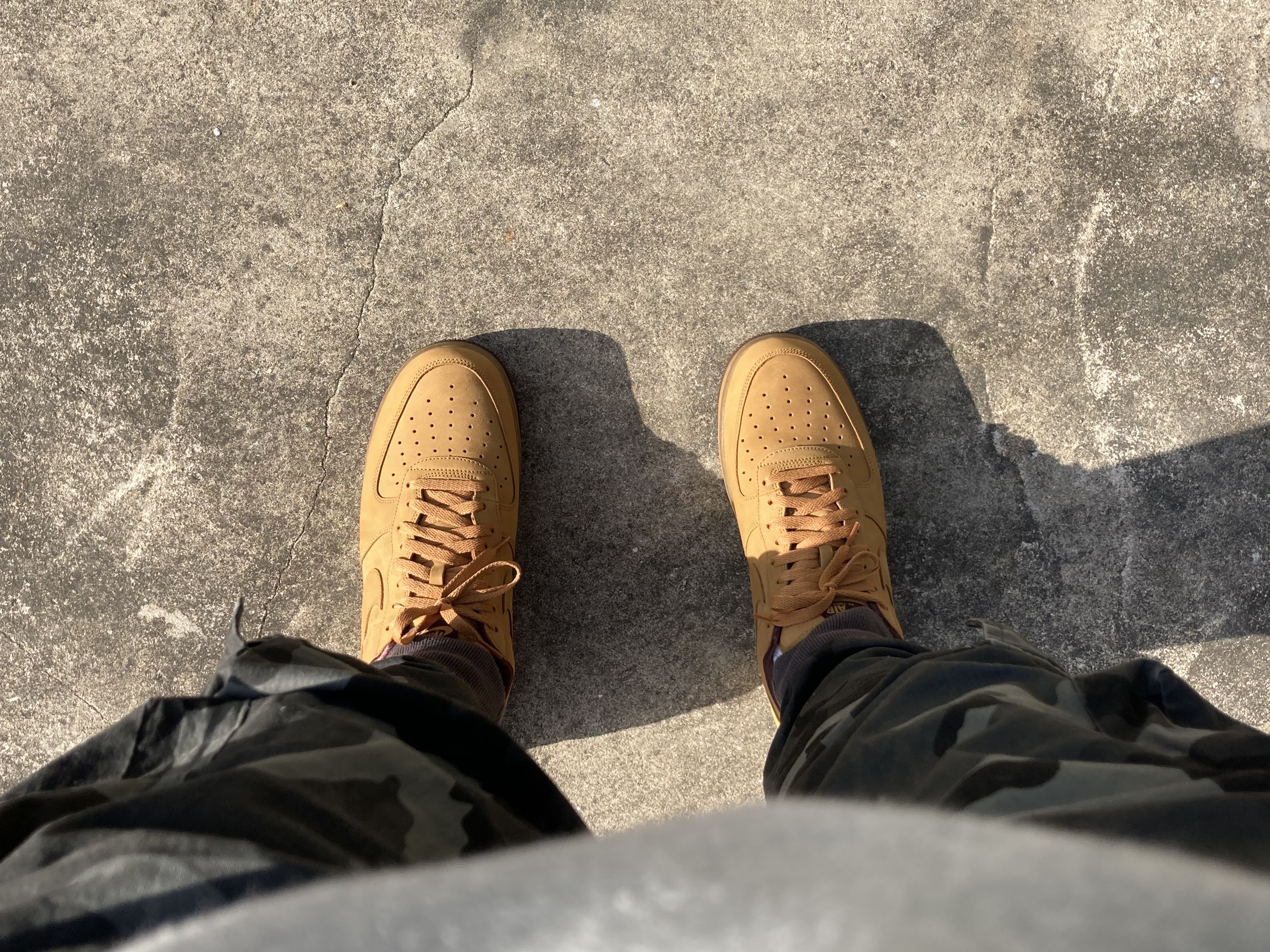 Nike Air Force 1 Low Retro SP Wheat Mocha 착용 스타일