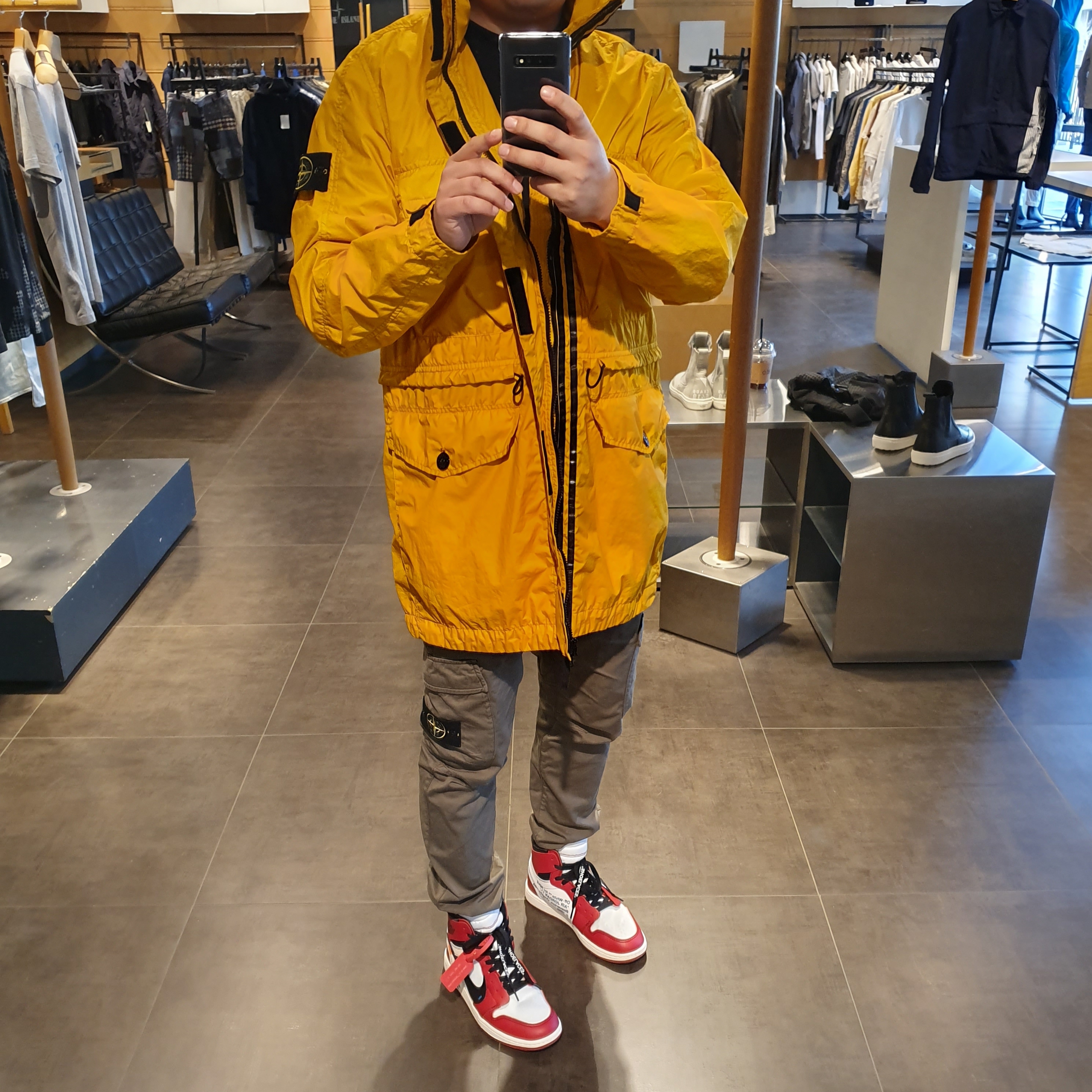 Jordan 1 x Off-White Retro High Chicago The Ten 착용 스타일
