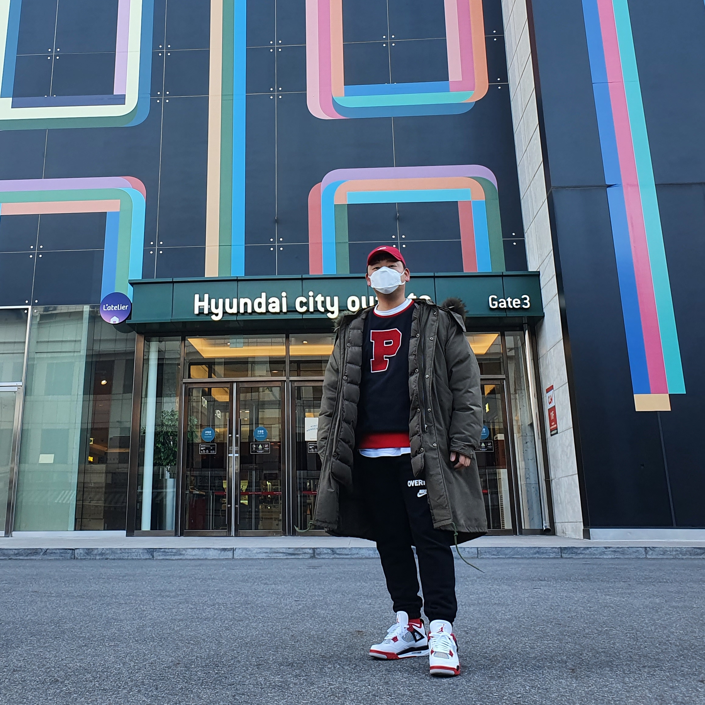 Jordan 4 Retro OG Fire Red 2020 착용 스타일