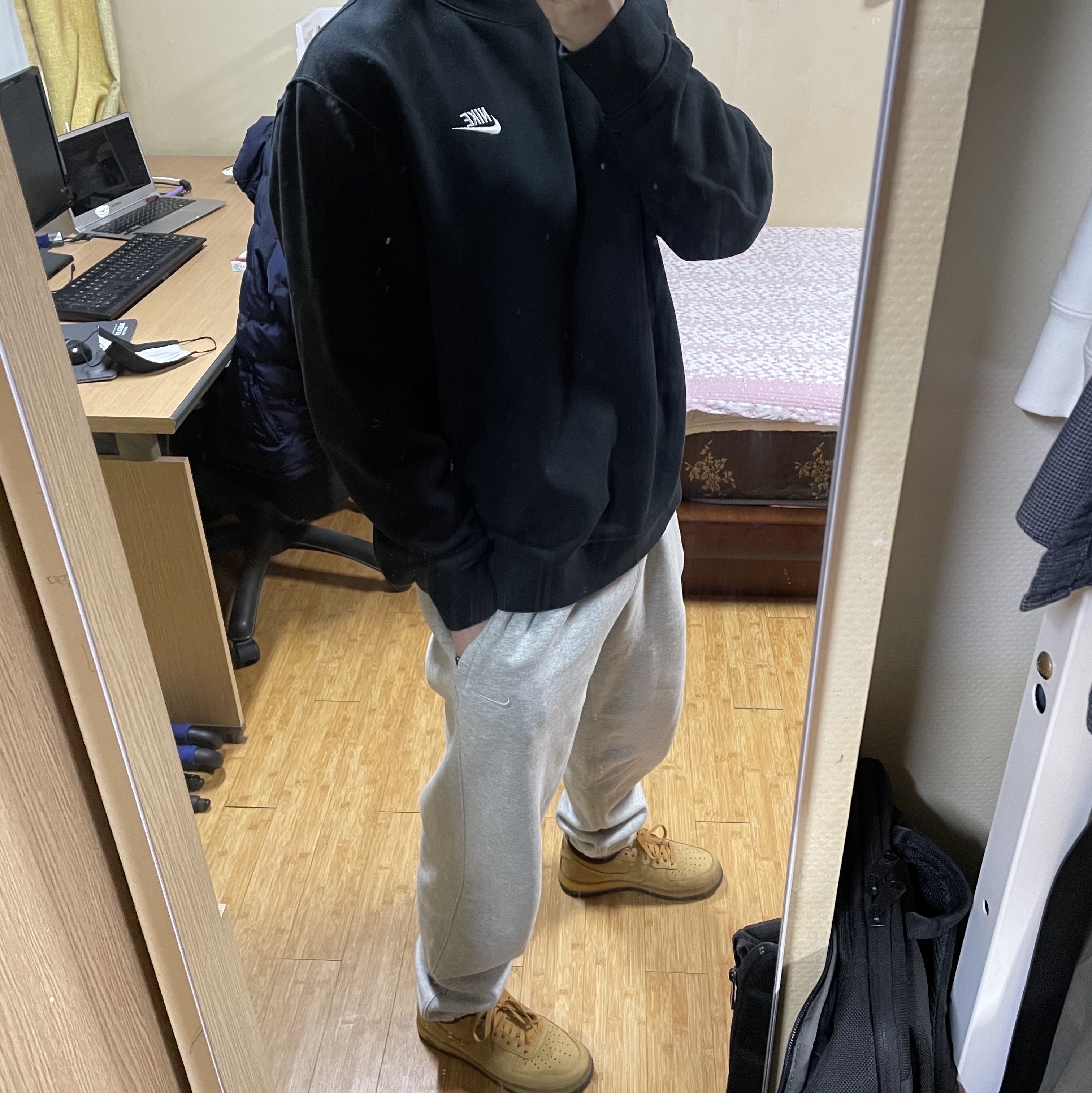 Nike Air Force 1 Low Retro SP Wheat Mocha 착용 스타일