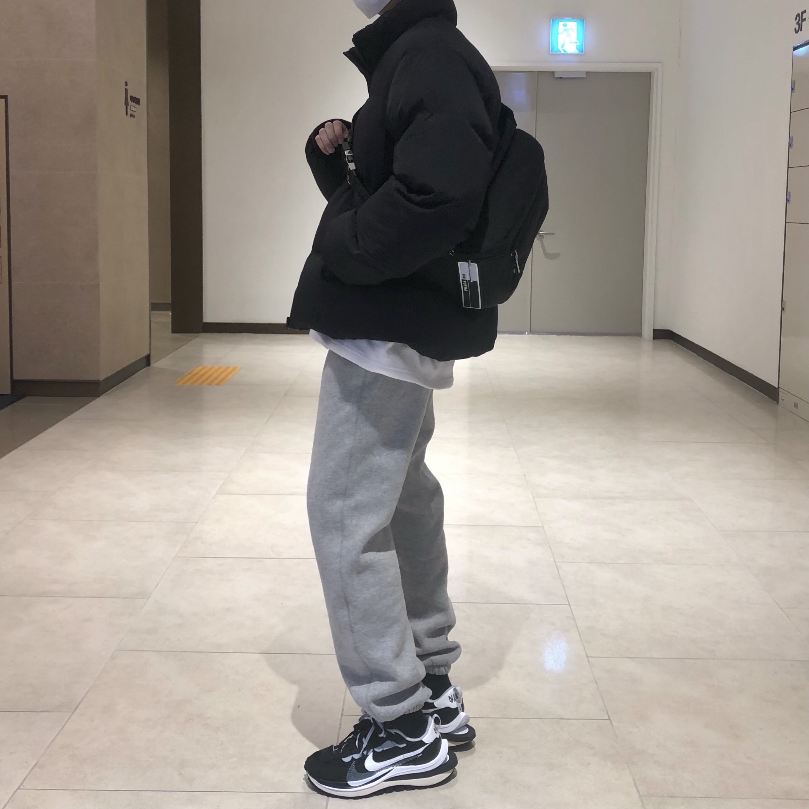 Nike x Sacai VaporWaffle Black White 착용 스타일