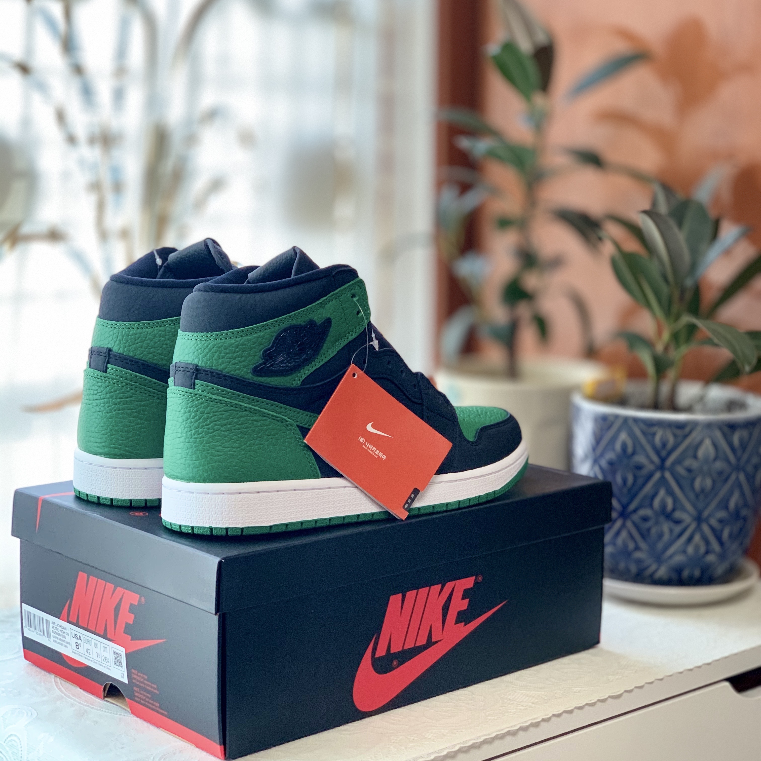 Jordan 1 Retro High OG Pine Green Black 착용 스타일 - 2