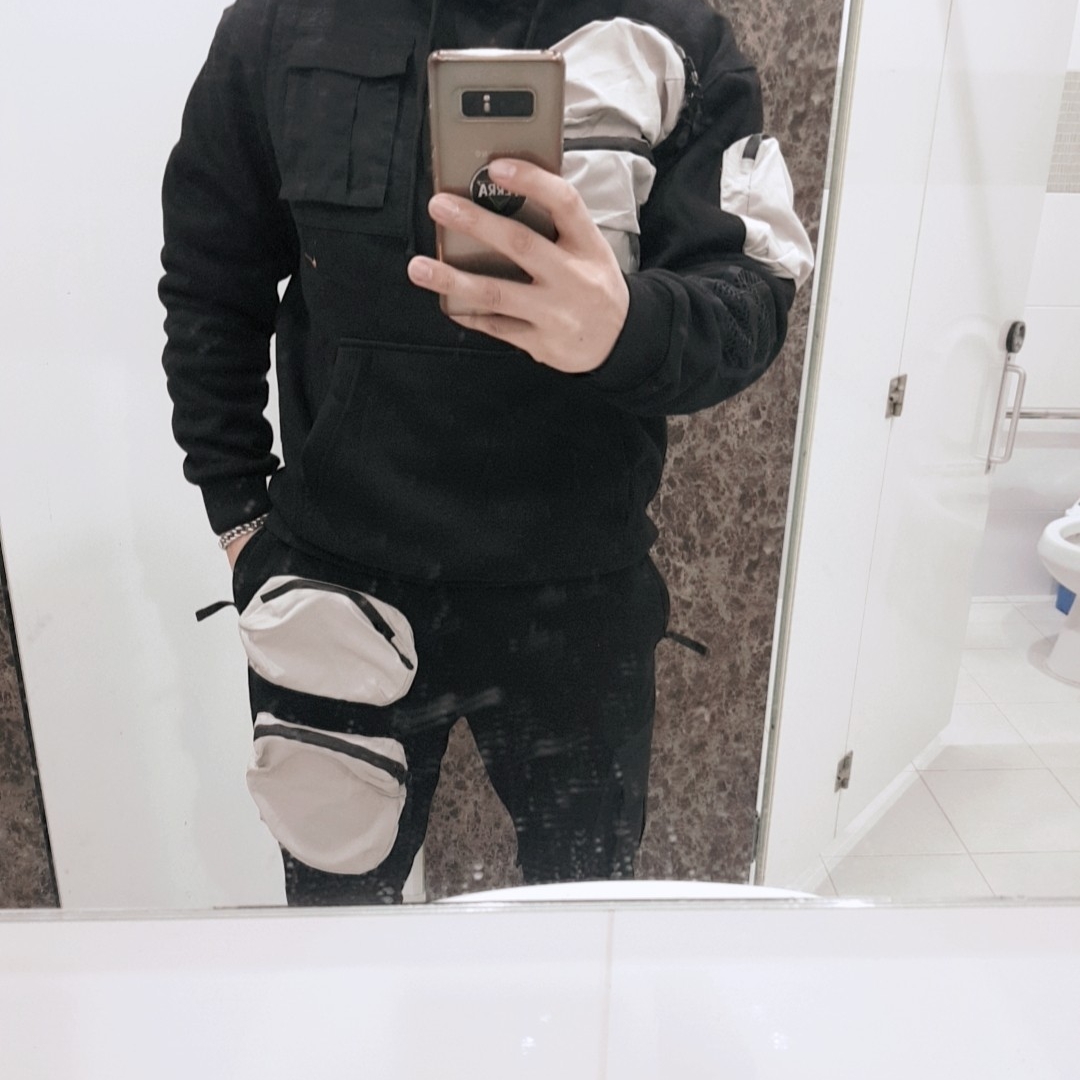 Nike x Travis Scott NRG AG Utility Hoodie Black, Nike x Travis Scott NRG AG Utility Sweatpants Black 착용 스타일