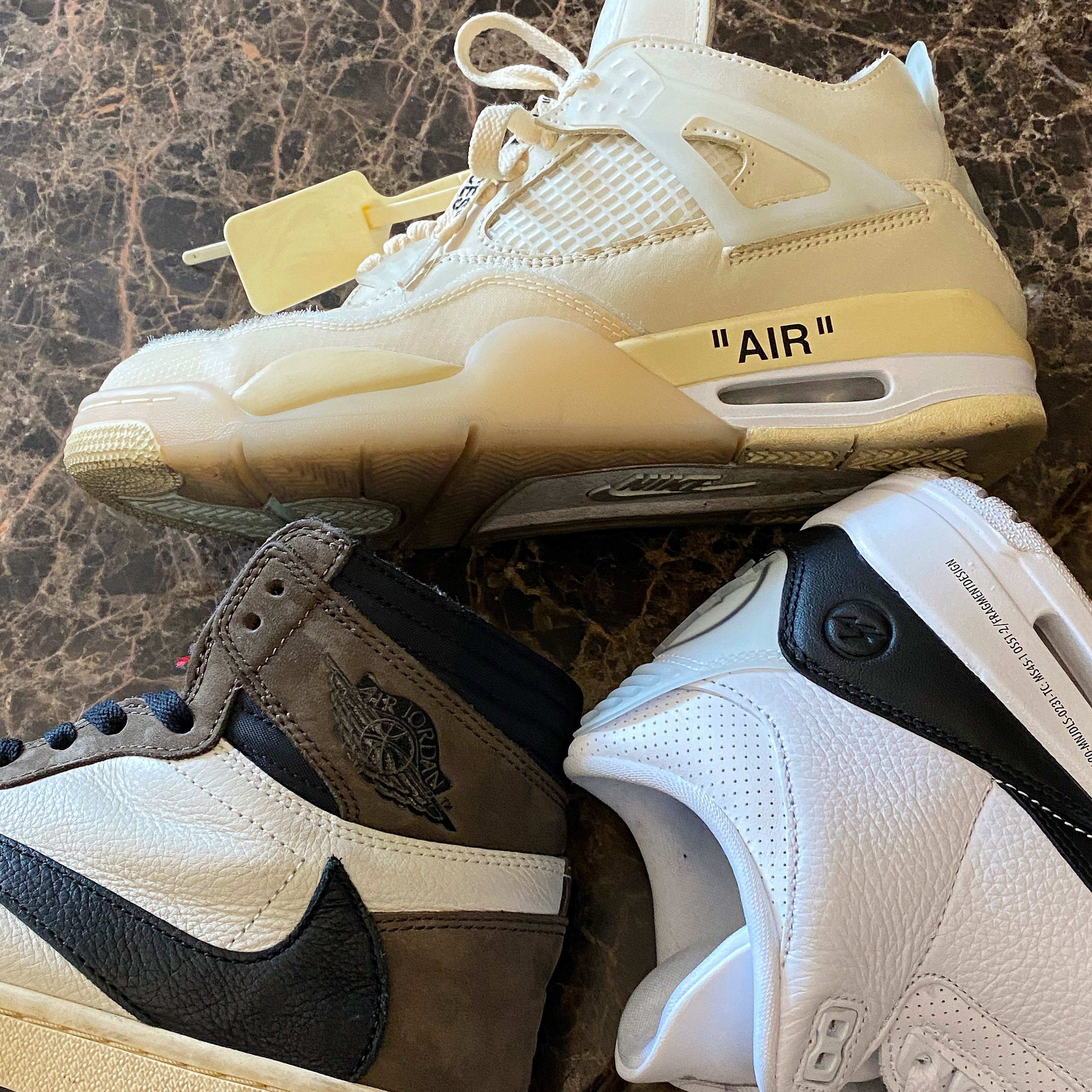 Jordan 1 x Travis Scott Retro High OG SP Mocha, Jordan 3 x Fragment Retro SP White Black 착용 스타일