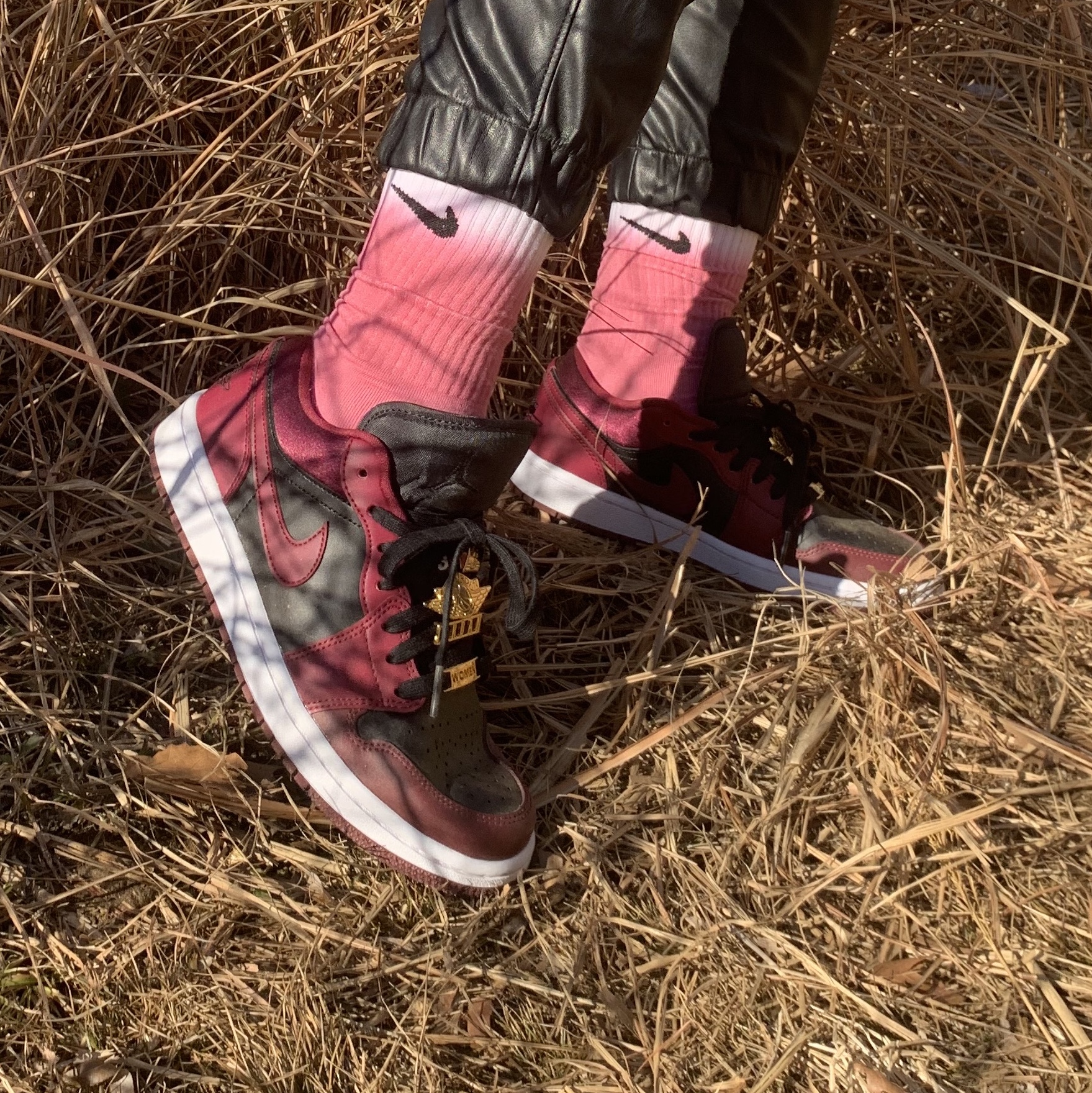 (W) Jordan 1 Low SE Dark Beetroot 착용 스타일