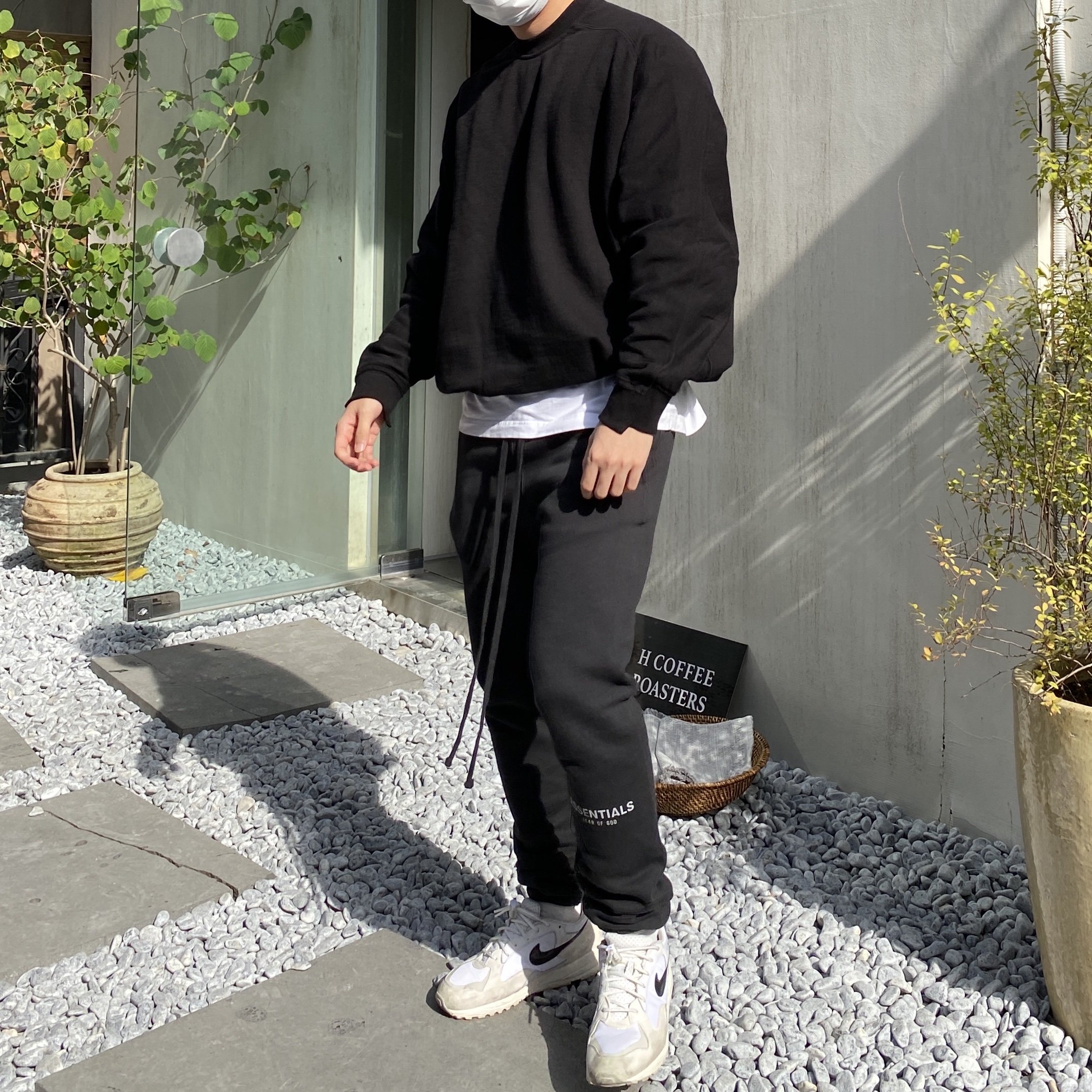 Nike x Fear of God Air Skylon 2 White 착용 스타일