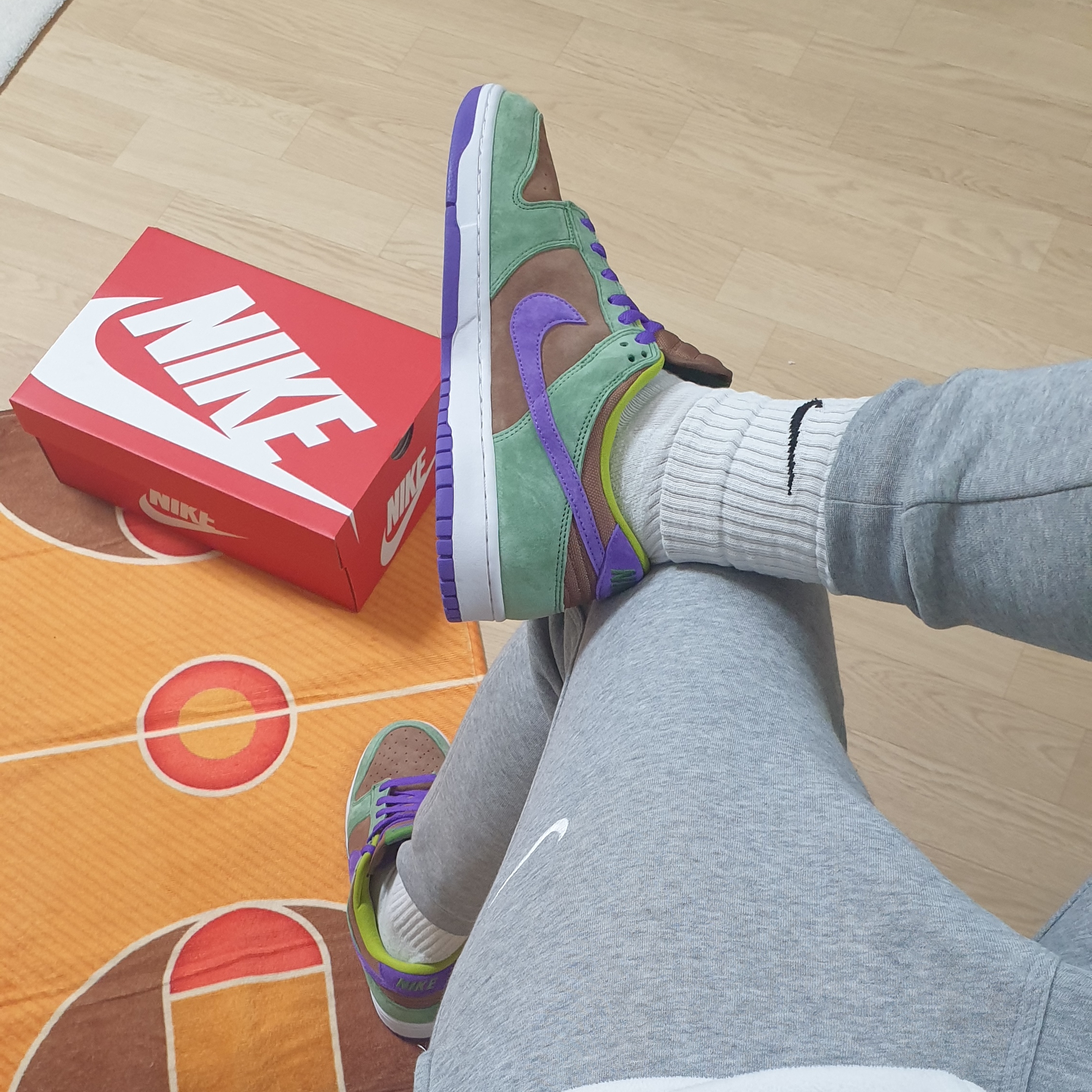 Nike Dunk Low SP Veneer 착용 스타일