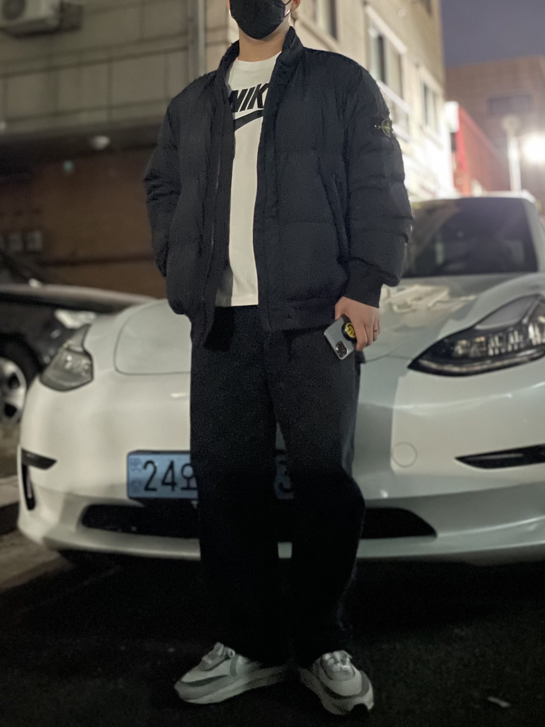 Nike x Sacai LDWaffle Summit White 착용 스타일