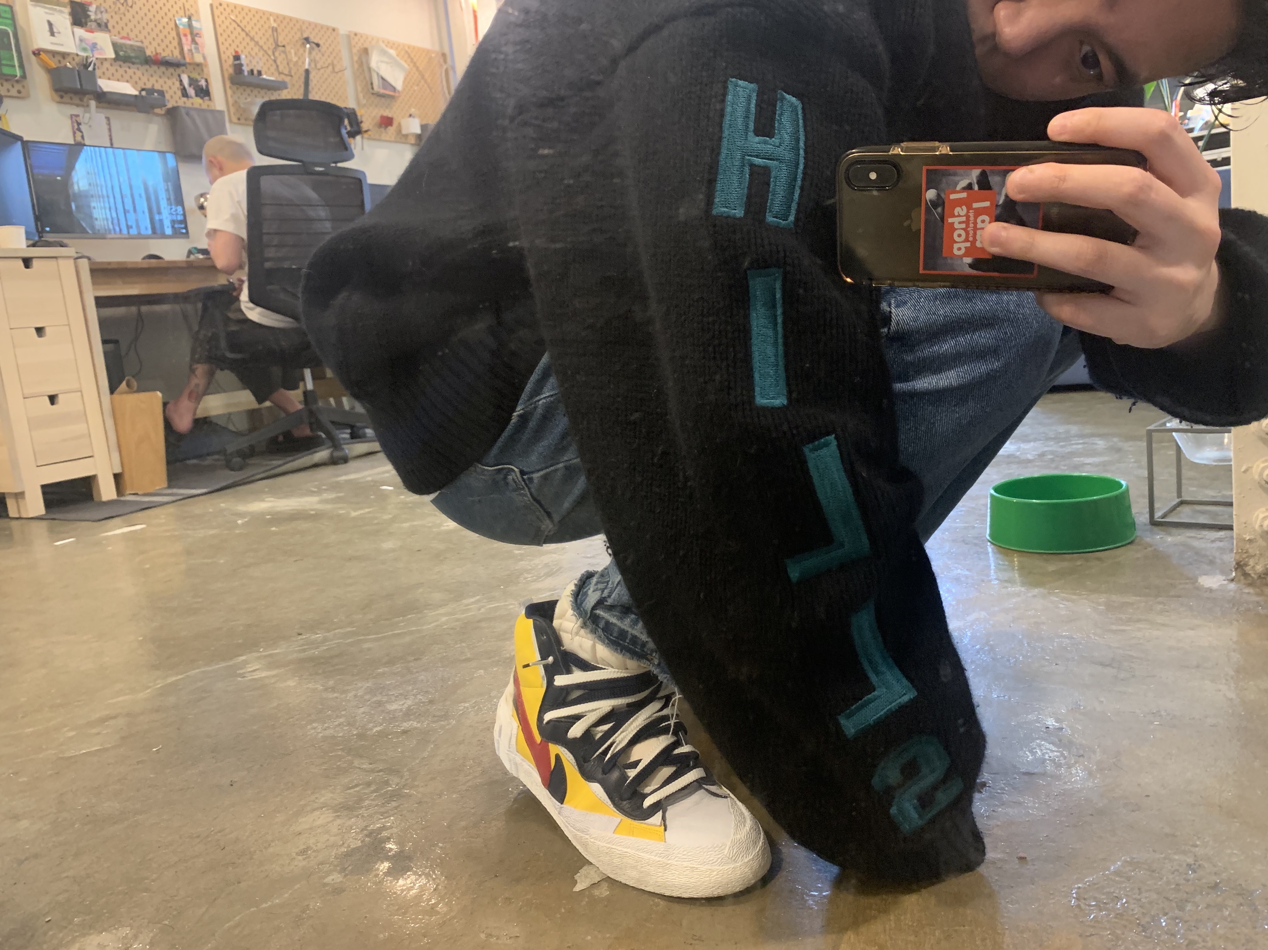 Nike x Sacai Blazer Mid Snow Beach 착용 스타일
