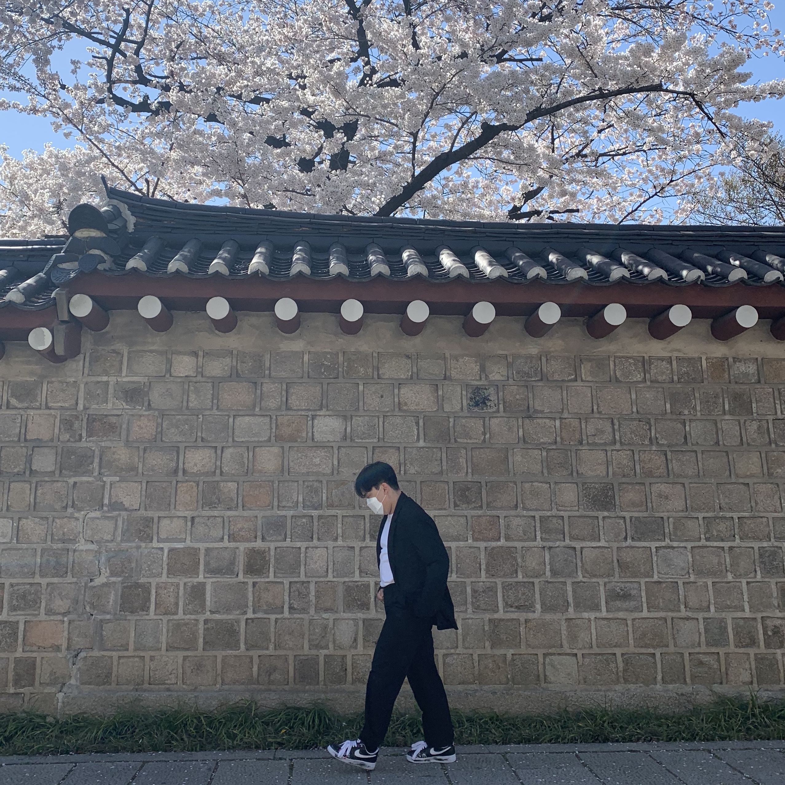 Nike x Peaceminusone Air Force 1 Low Para-Noise 착용 스타일