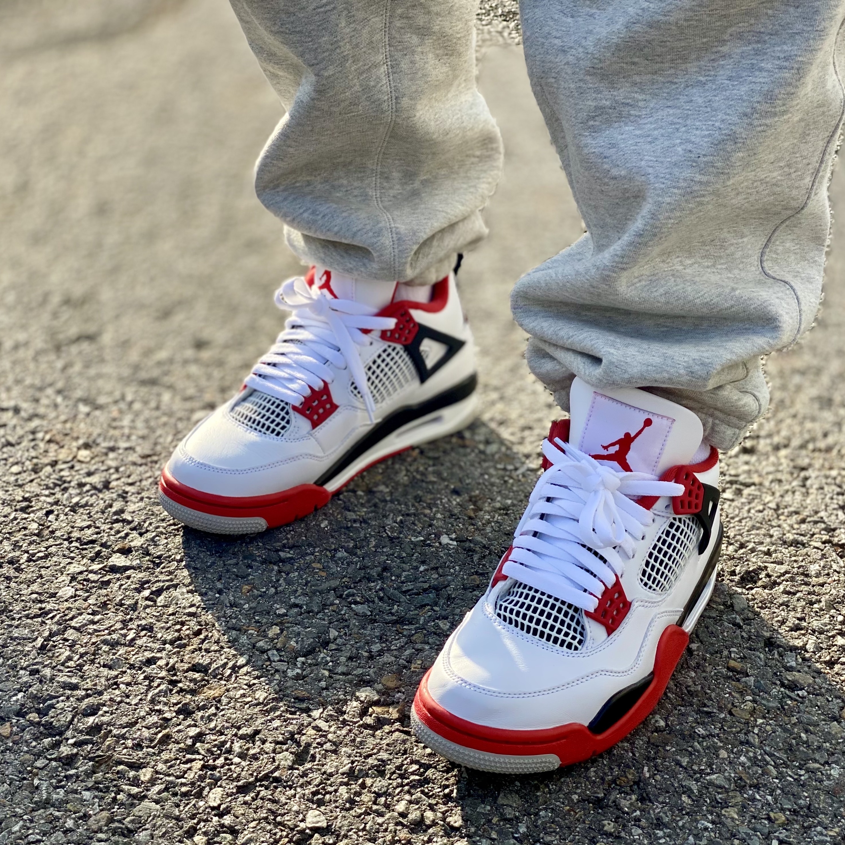 Jordan 4 Retro OG Fire Red 2020 착용 스타일