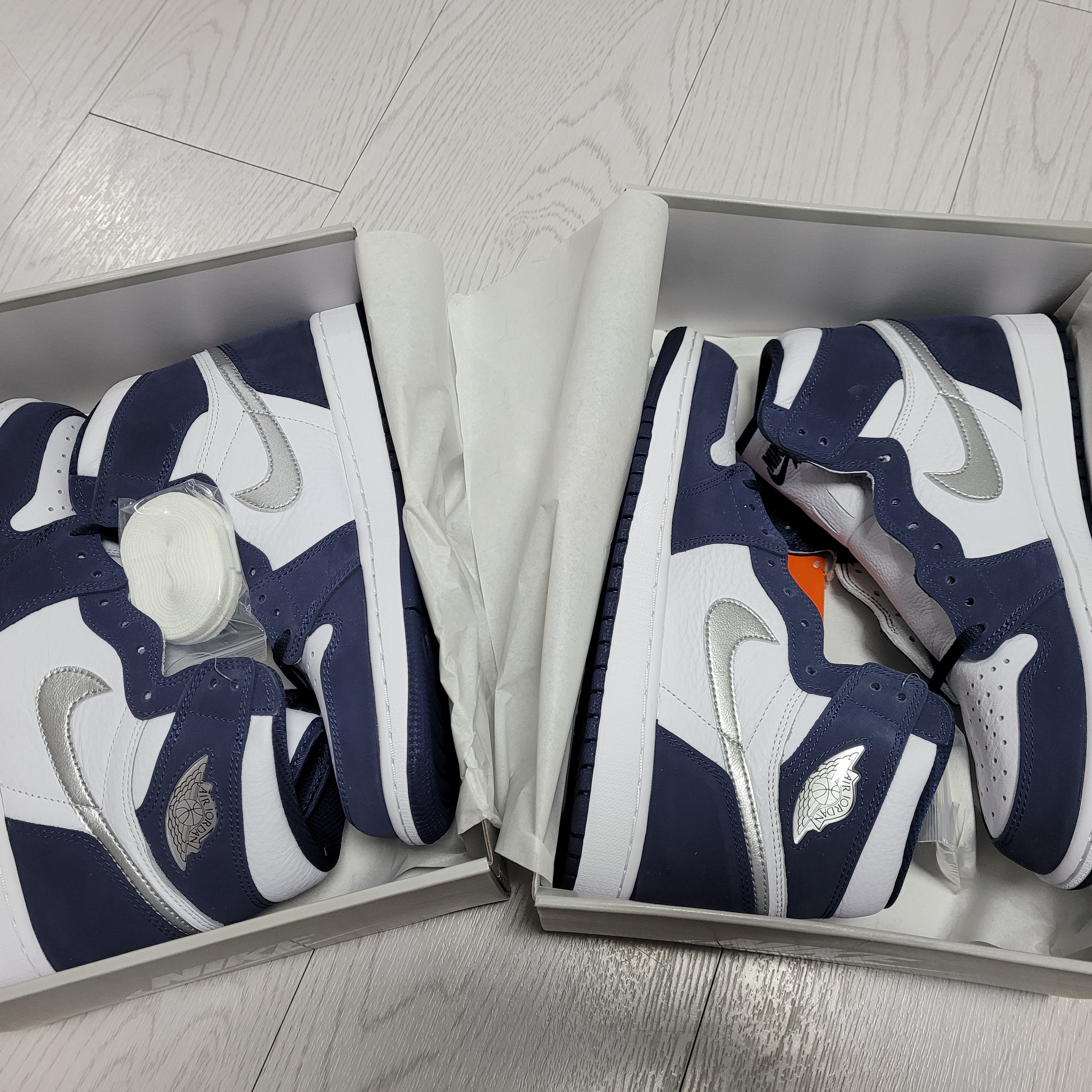 Jordan 1 Retro High OG CO.JP Midnight Navy 착용 스타일