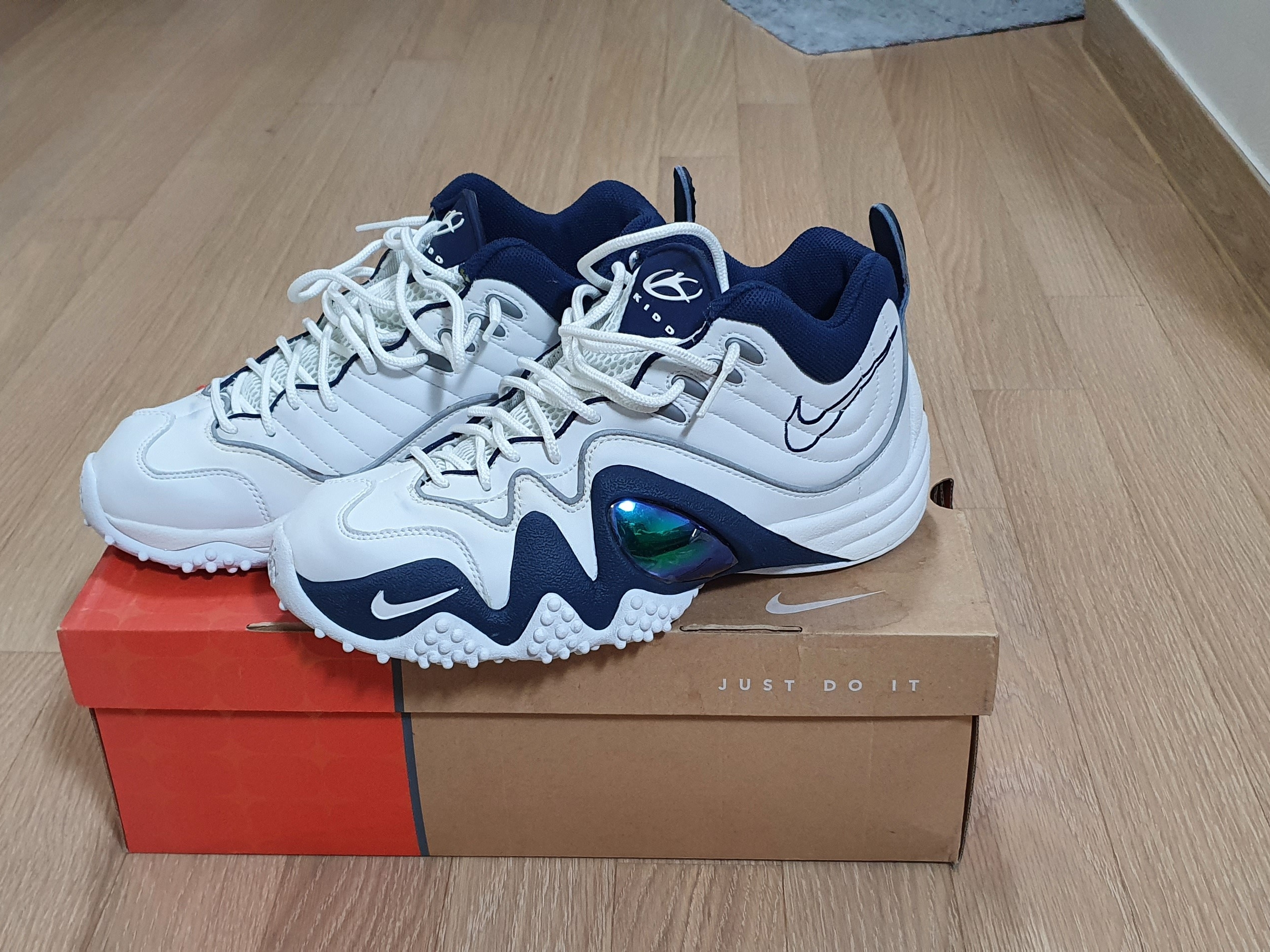 Nike Air Zoom Flight 5 White 착용 스타일 - 1