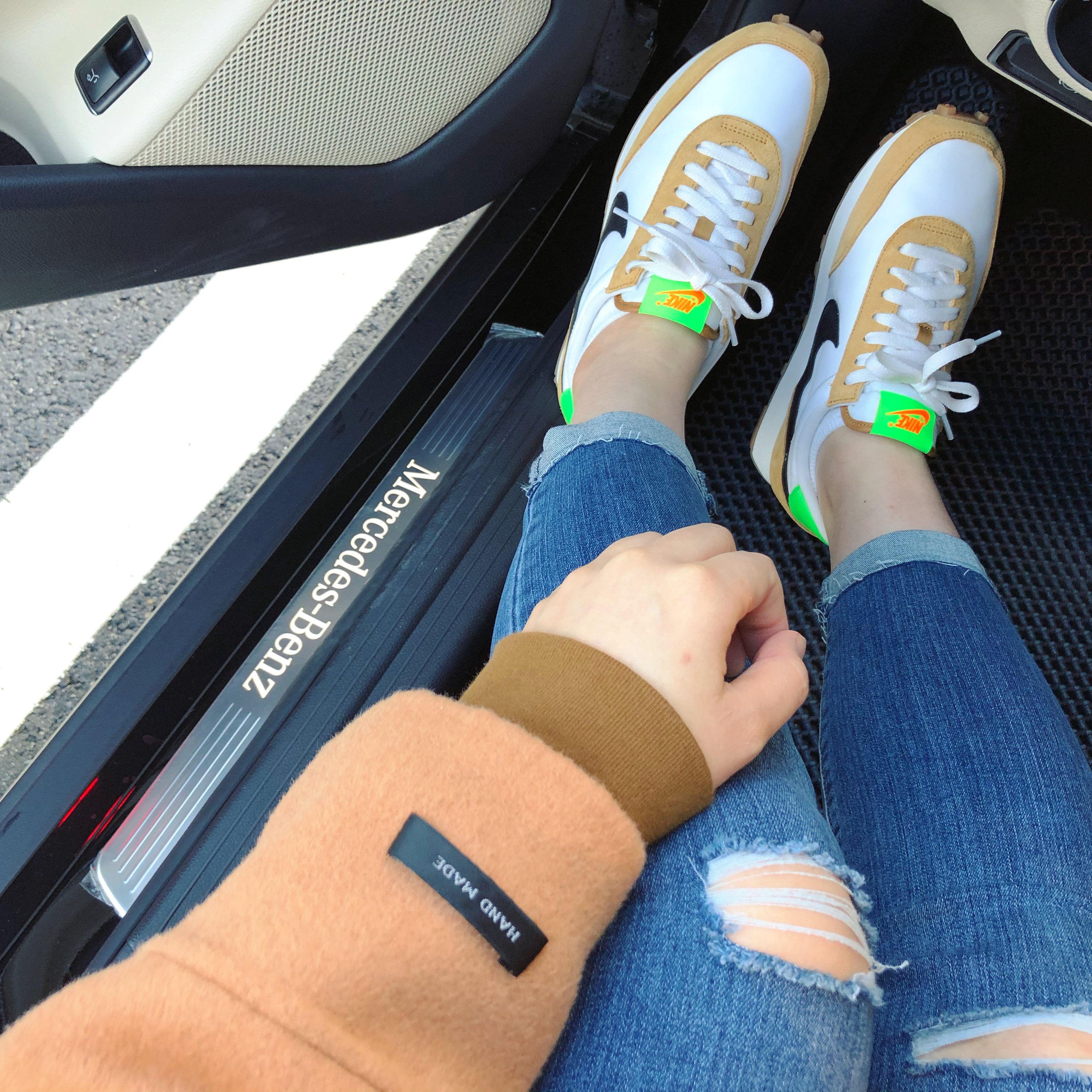 (W) Nike Daybreak Wheat 착용 스타일