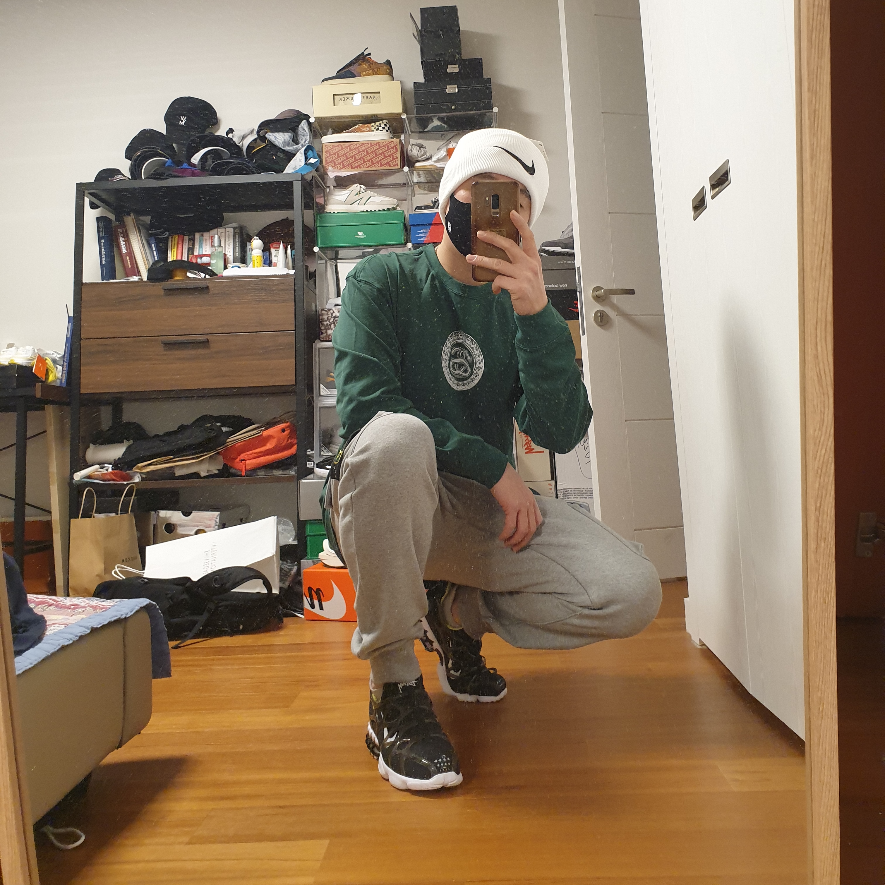 Nike x Stussy Big Swoosh LS T-Shirt Green - Asia, Nike x Stussy Cuff Beanie White 착용 스타일 - 1
