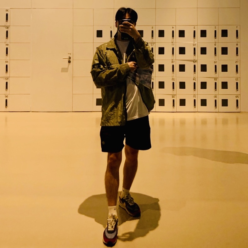 Nike x Sacai LDWaffle Blue Multi 착용 스타일