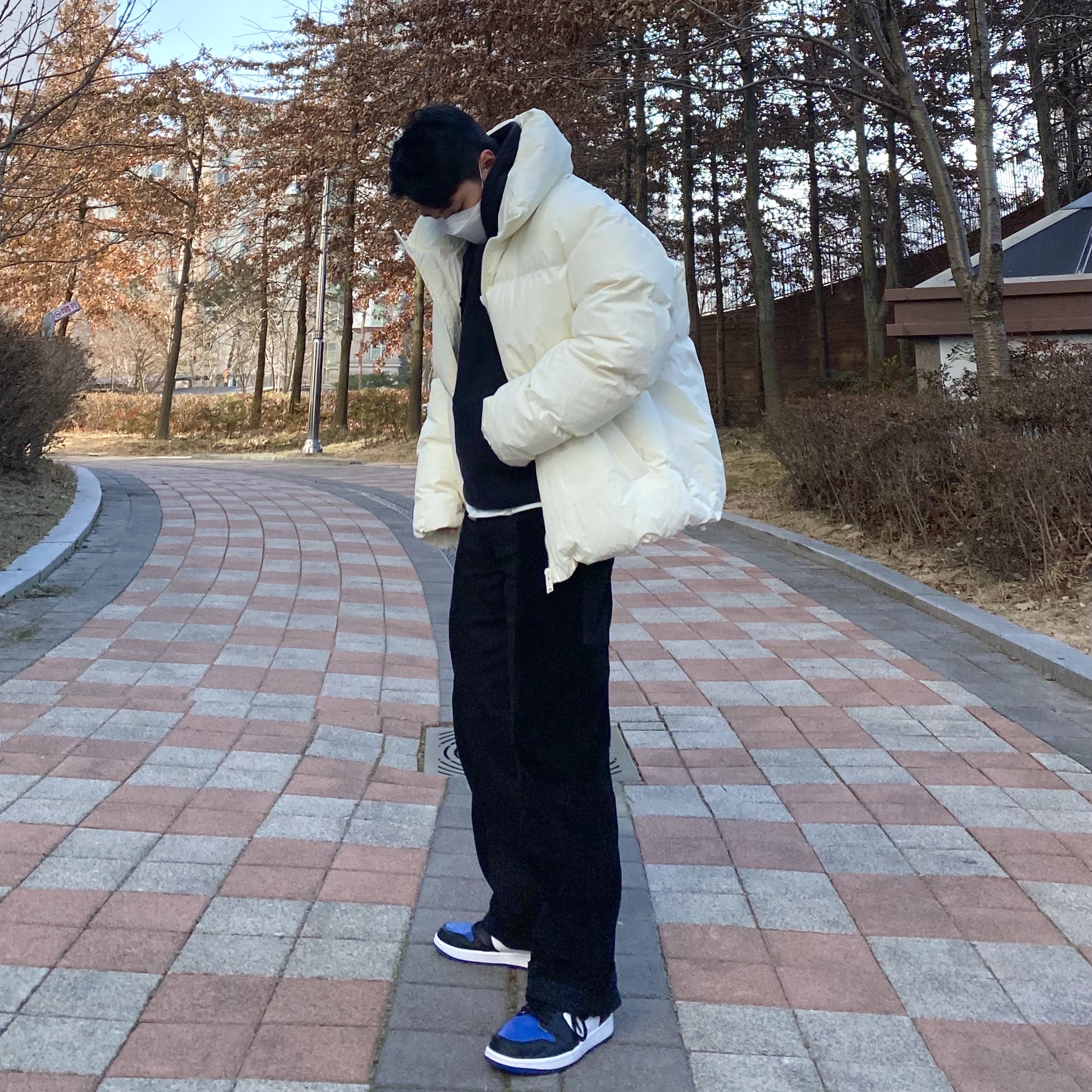 Jordan 1 Retro High OG Royal Toe 착용 스타일