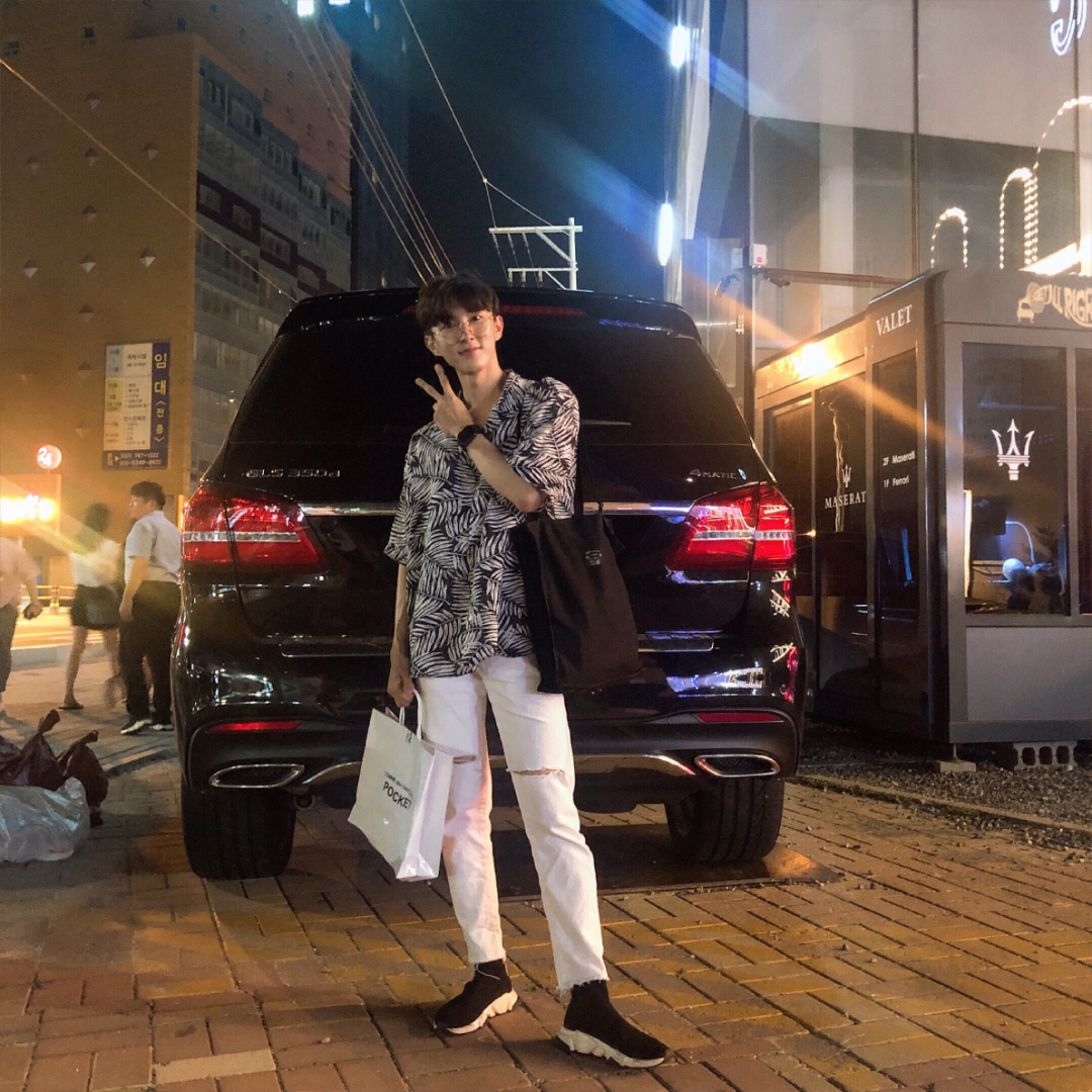 KREAM 프로필 이미지