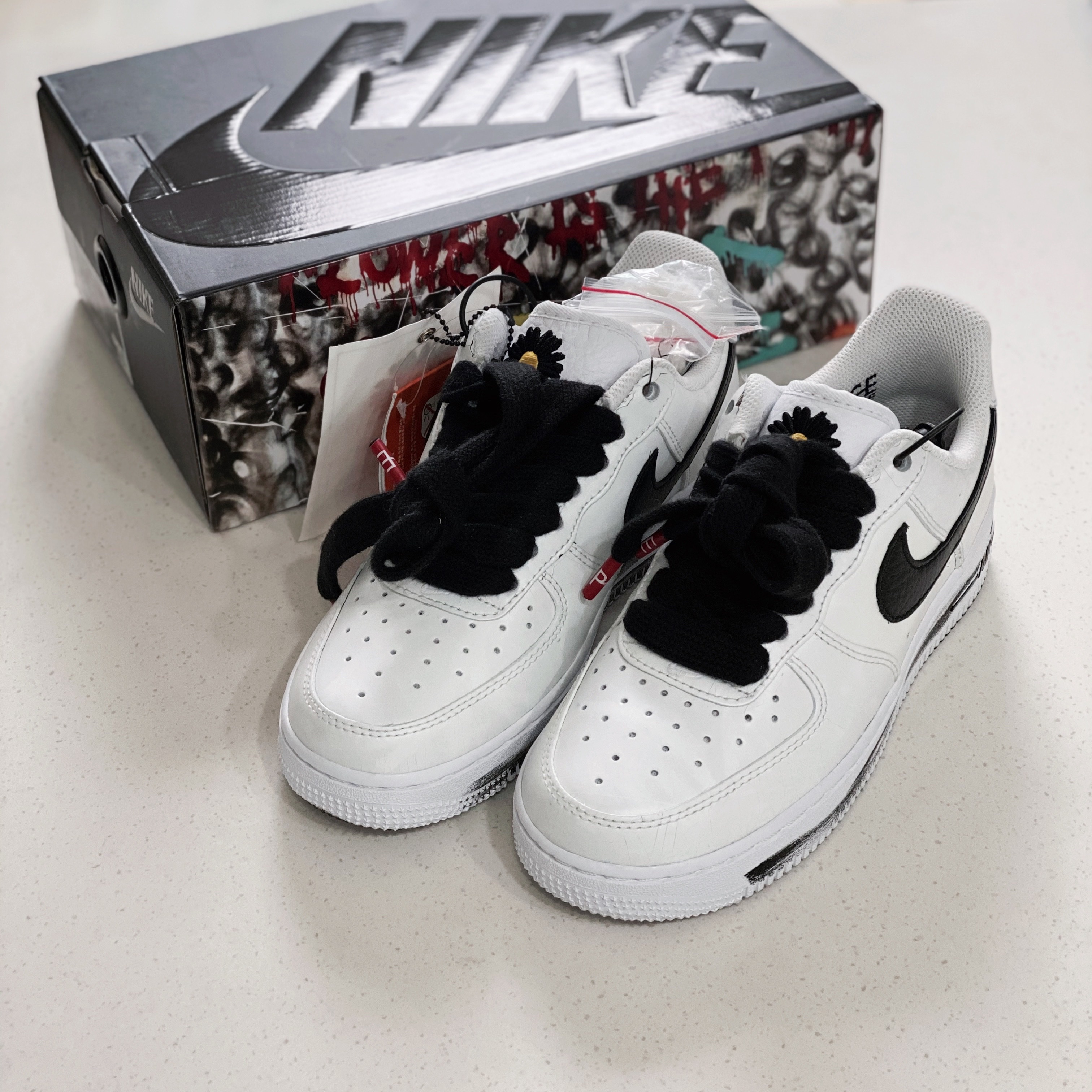 Nike x Peaceminusone Air Force 1 Low Para-Noise 2.0 착용 스타일 - 4