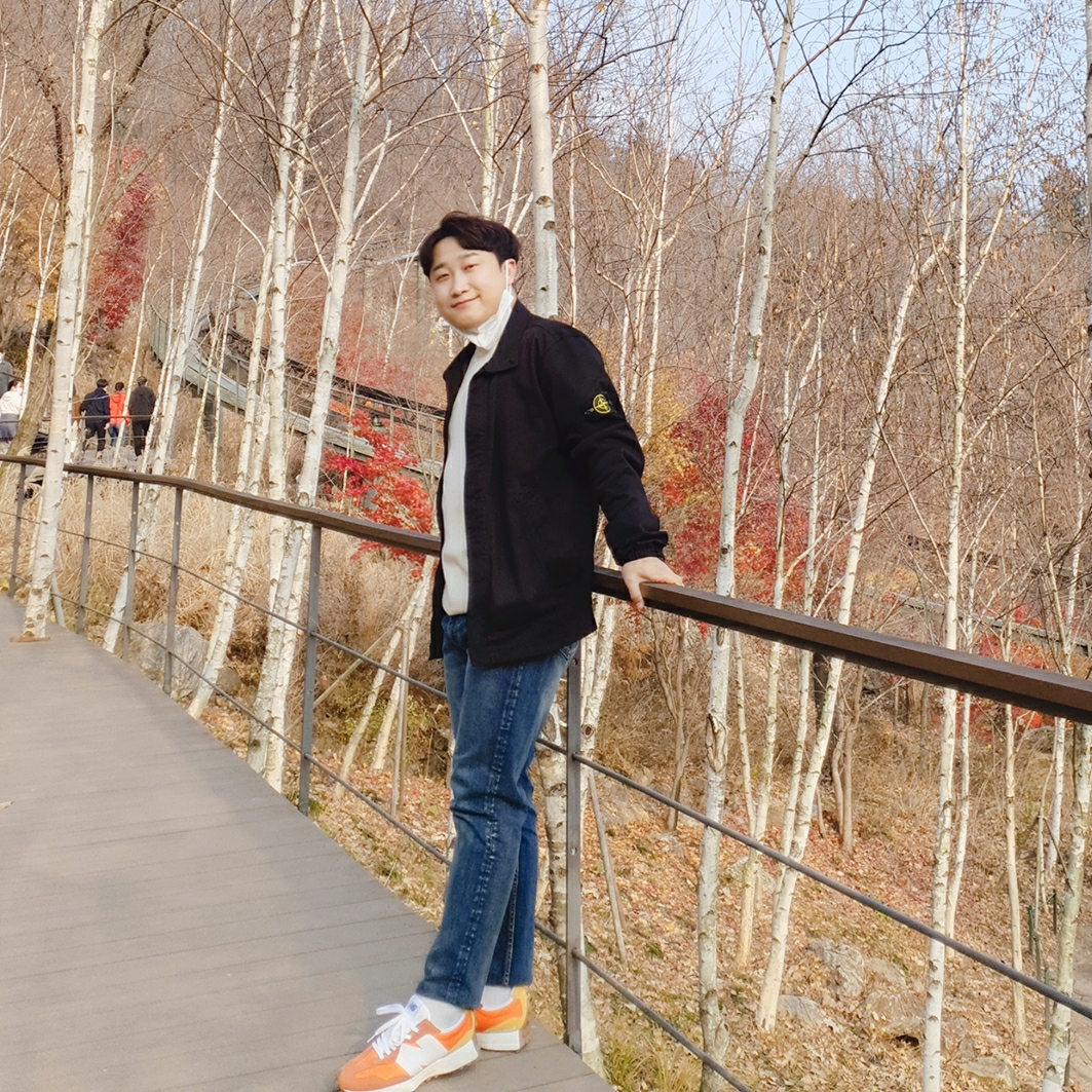New Balance 327 Orange 착용 스타일