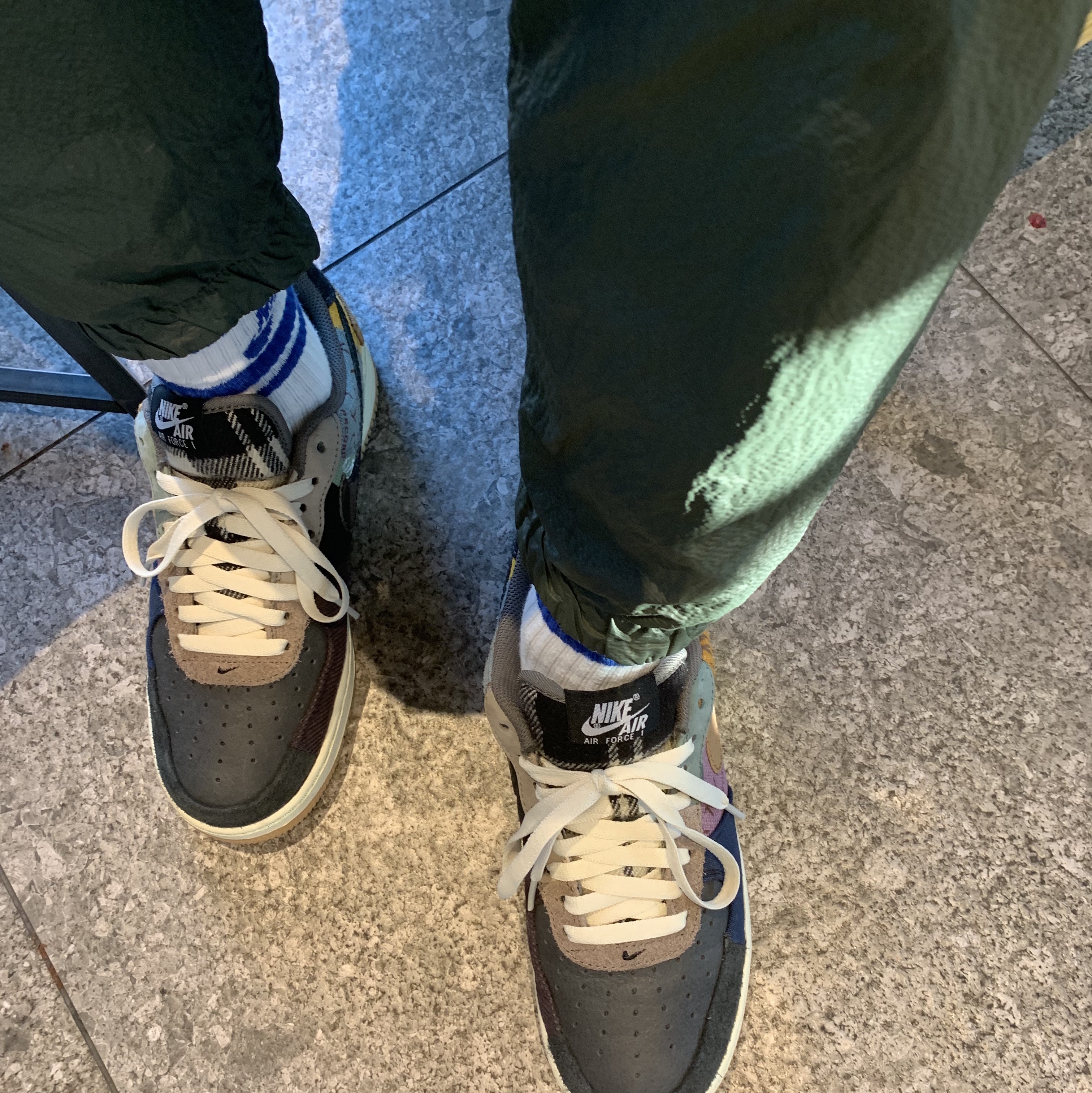 Nike x Travis Scott Air Force 1 Low Cactus Jack 착용 스타일