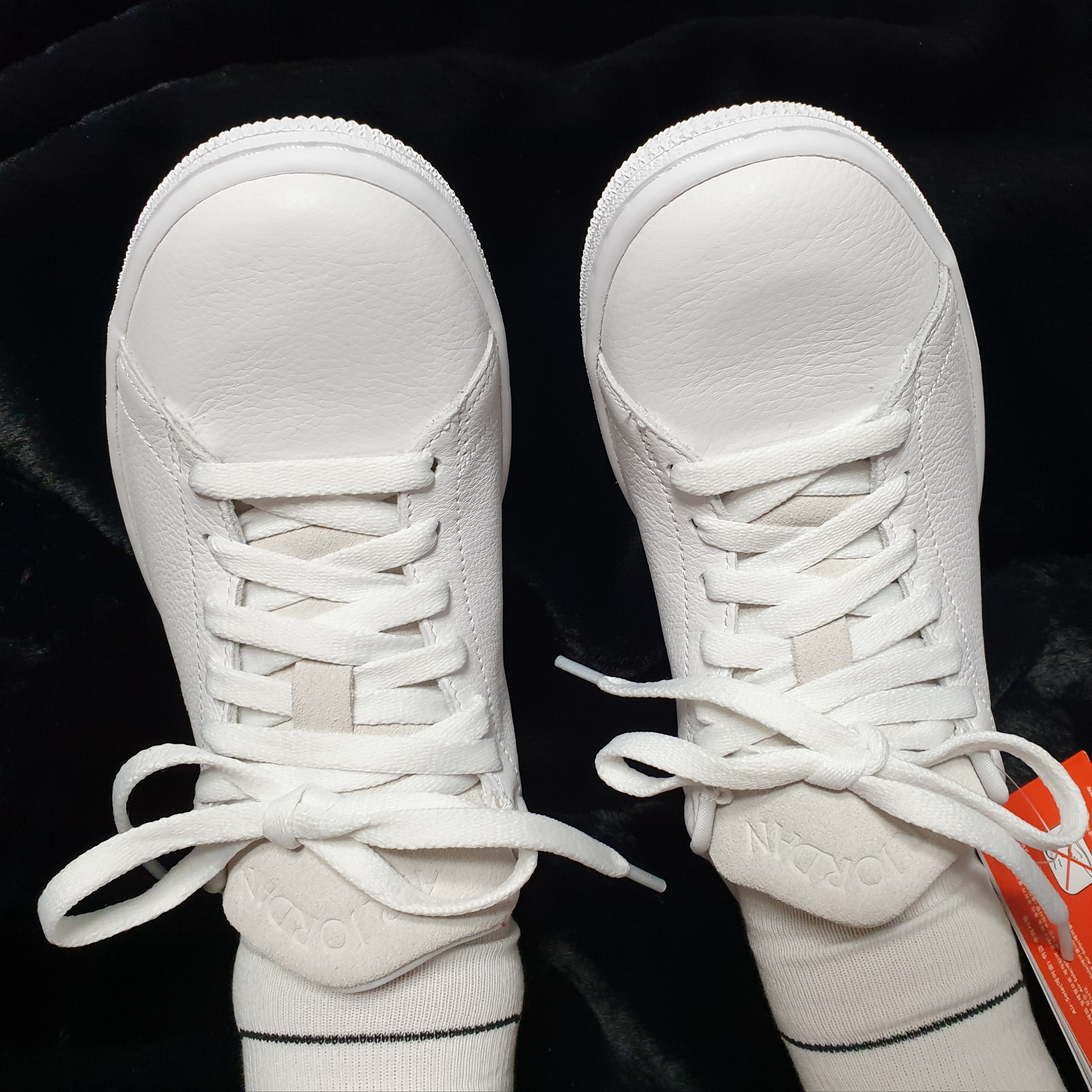 Jordan 1 Centre Court White On White 착용 스타일 - 3