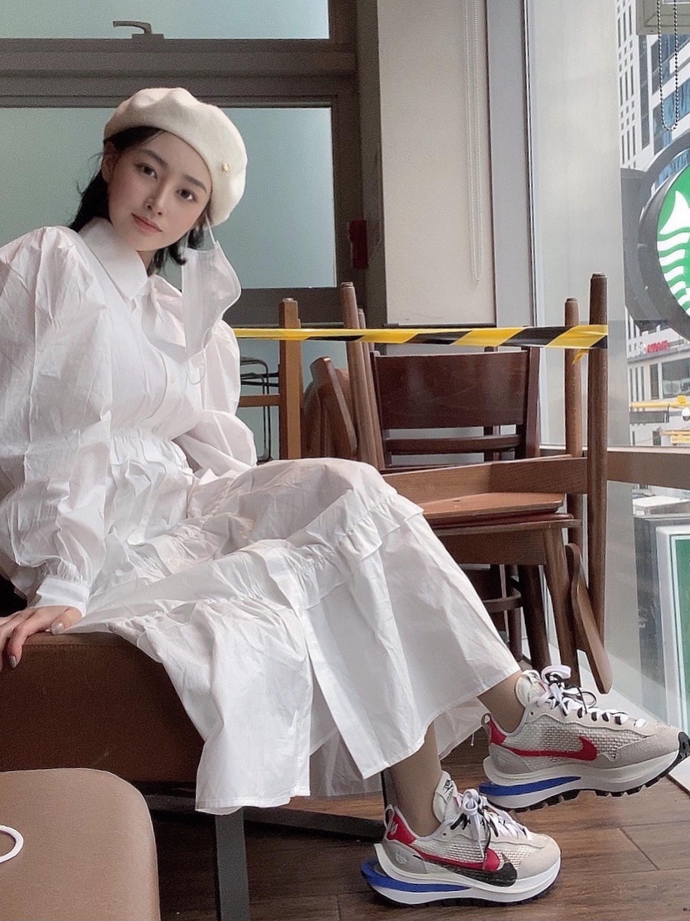Nike x Sacai VaporWaffle Royal Fuchsia 착용 스타일 - 3