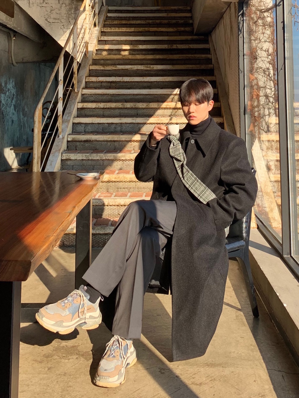 Balenciaga Triple S Split Brack Grey 2018 착용 스타일