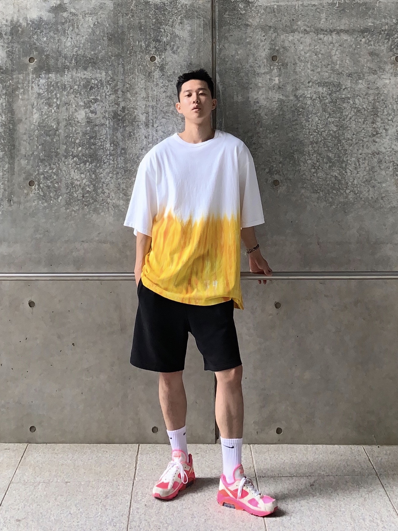 Nike x Comme des Garcons Homme Plus Air Max 180 White 착용 스타일 - 1
