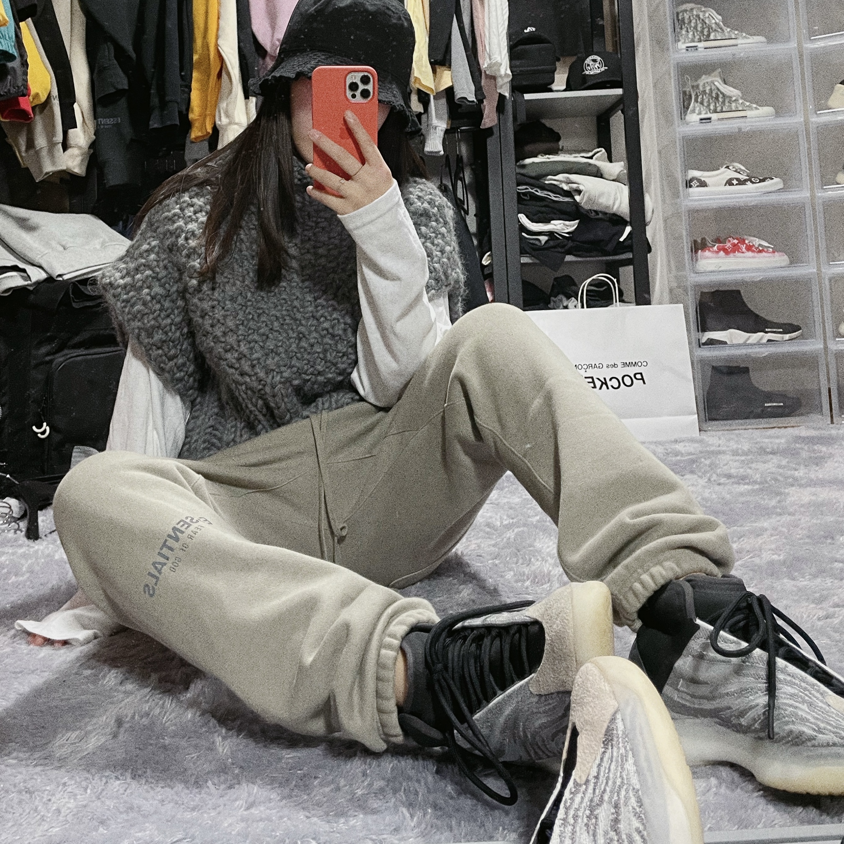 Adidas Yeezy QNTM Lifestyle 착용 스타일