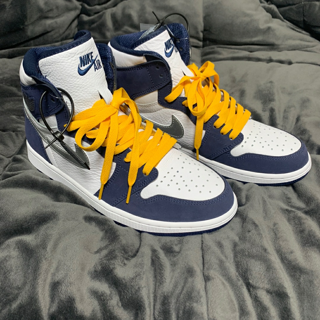 Jordan 1 Retro High OG CO.JP Midnight Navy 착용 스타일 - 2