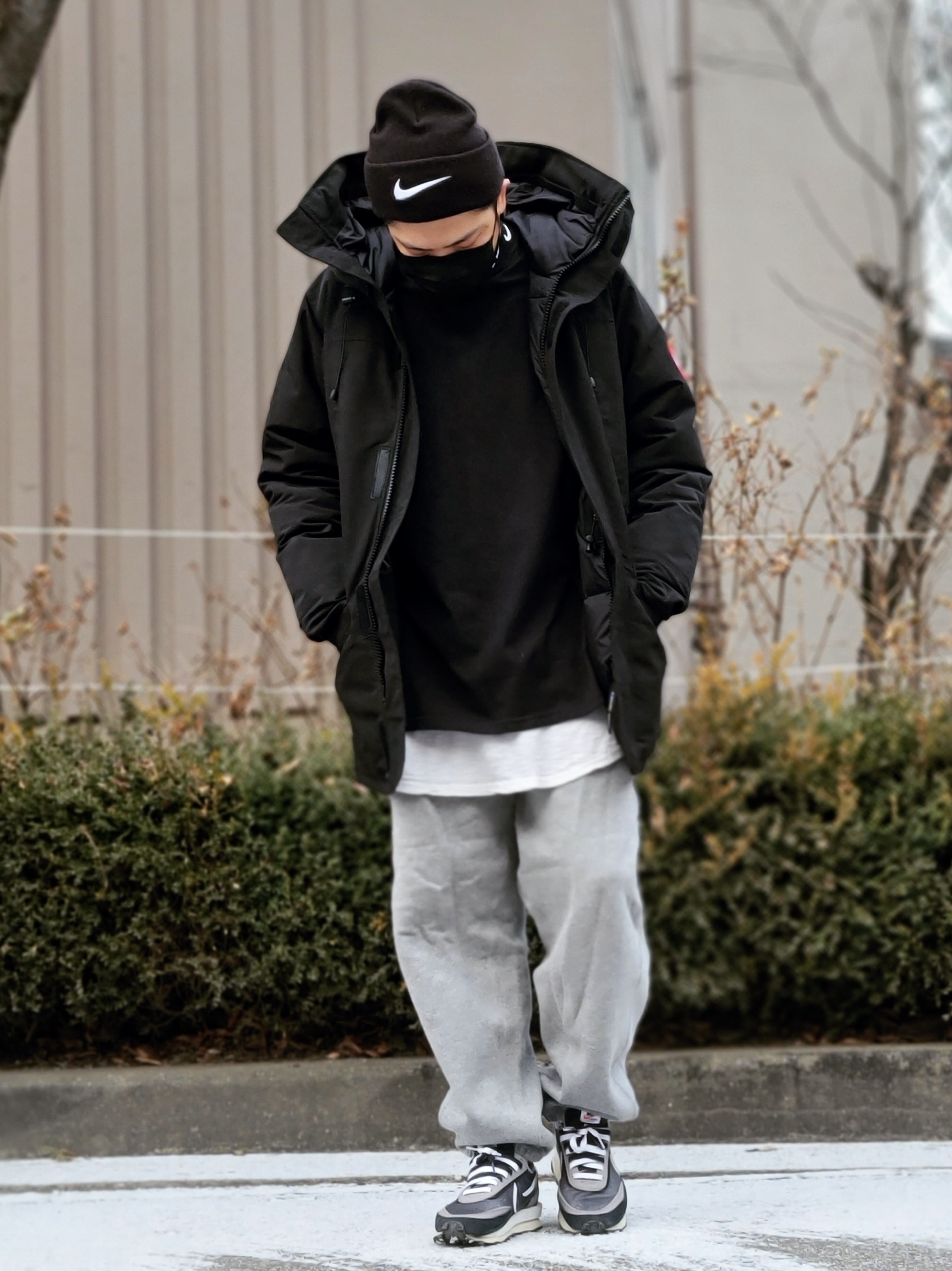 Nike x Sacai LDWaffle Black 착용 스타일