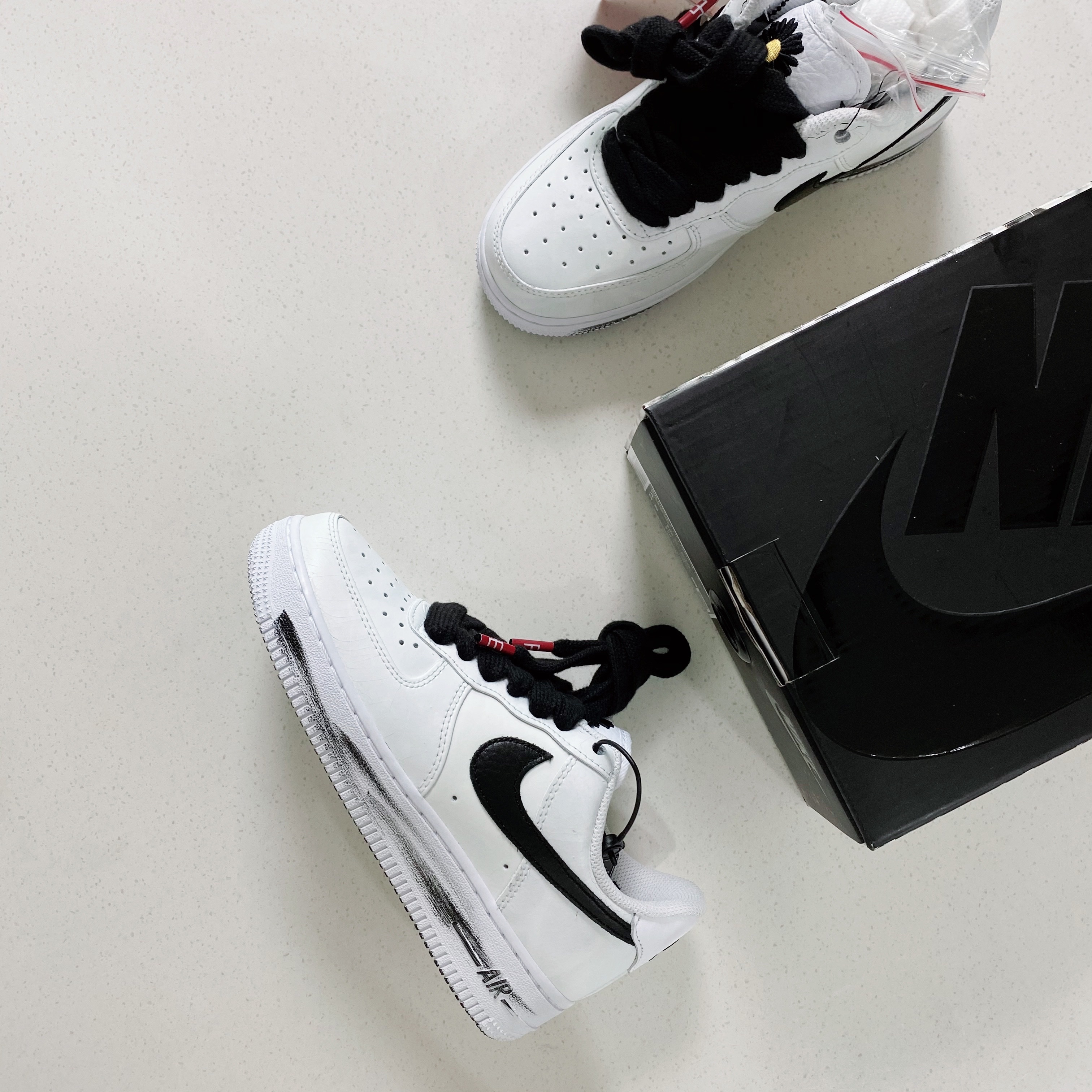 Nike x Peaceminusone Air Force 1 Low Para-Noise 2.0 착용 스타일 - 1