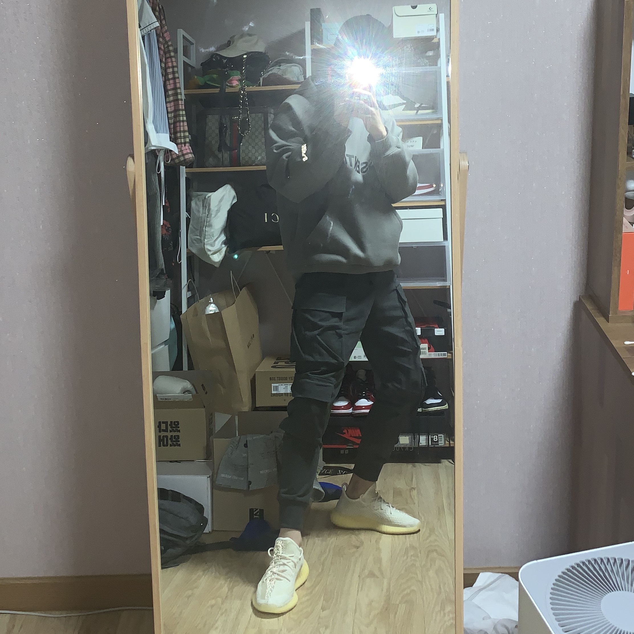 Adidas Yeezy Boost 350 V2 Natural 착용 스타일