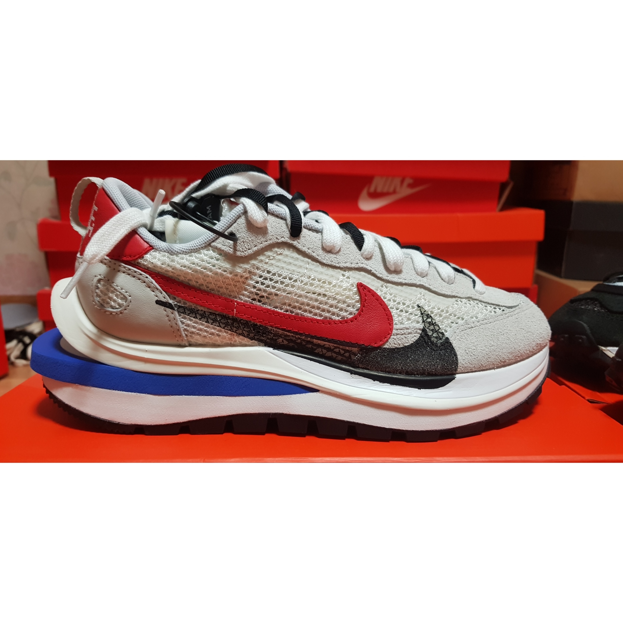 Nike x Sacai VaporWaffle Black White, Nike x Sacai VaporWaffle Royal Fuchsia 착용 스타일 - 2