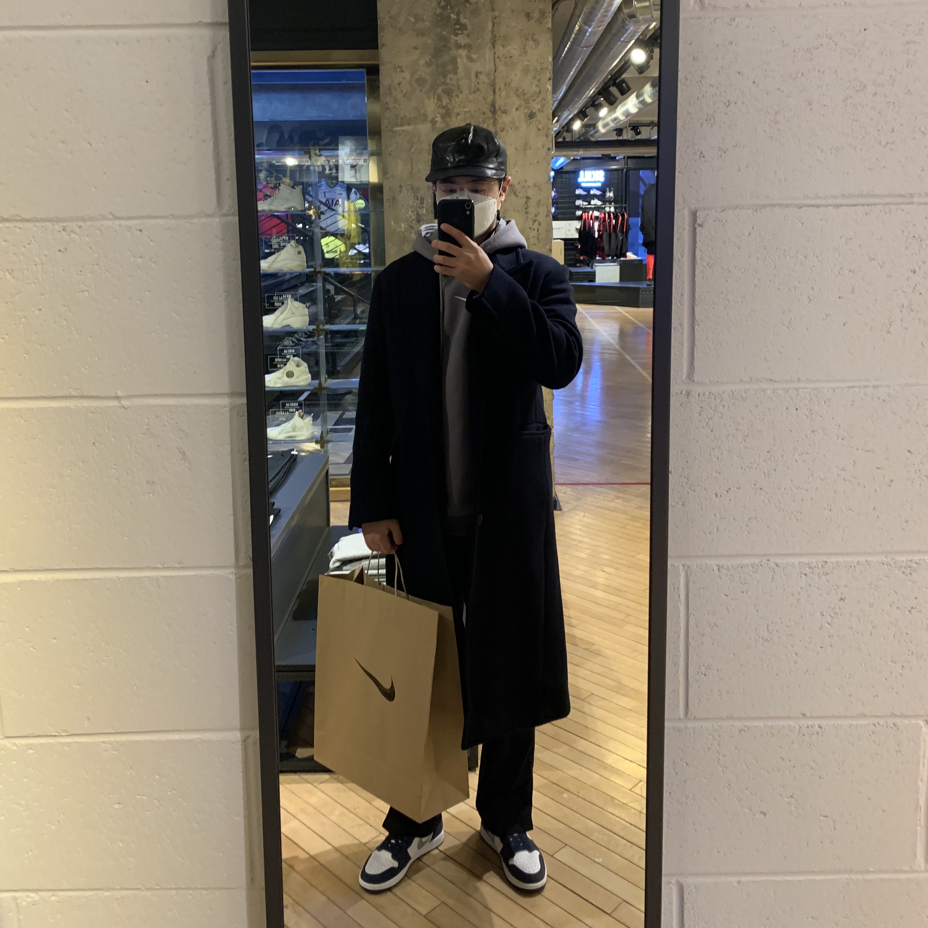 Jordan 1 Retro High OG CO.JP Midnight Navy 착용 스타일