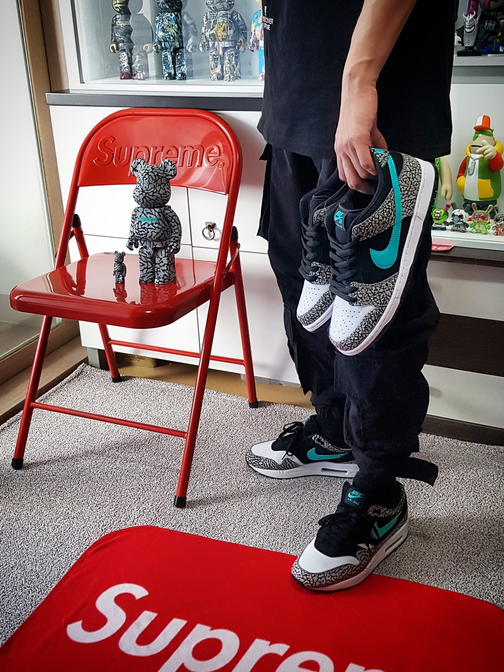 NIke x Atmos Air Max 1 Elephant 2017, Nike SB Dunk Low Pro Clear Jade 착용 스타일